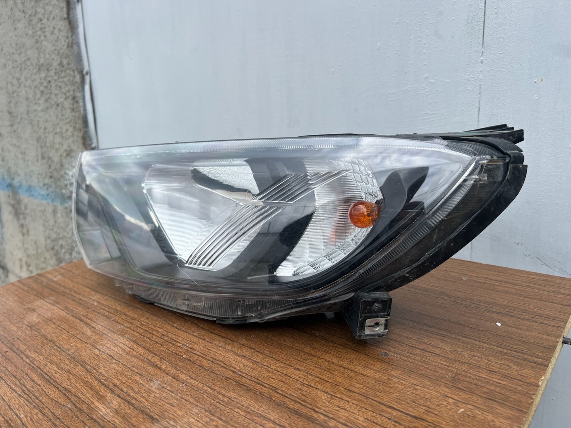 https://ycs.partsauto.market/partsauto-images/thmbs/userImages/74b999aff9da8d5a09f9ff26dc196135/part/58dcf2e3-fbb4-4b06-9490-caa02a106365_1781111582413.jpg