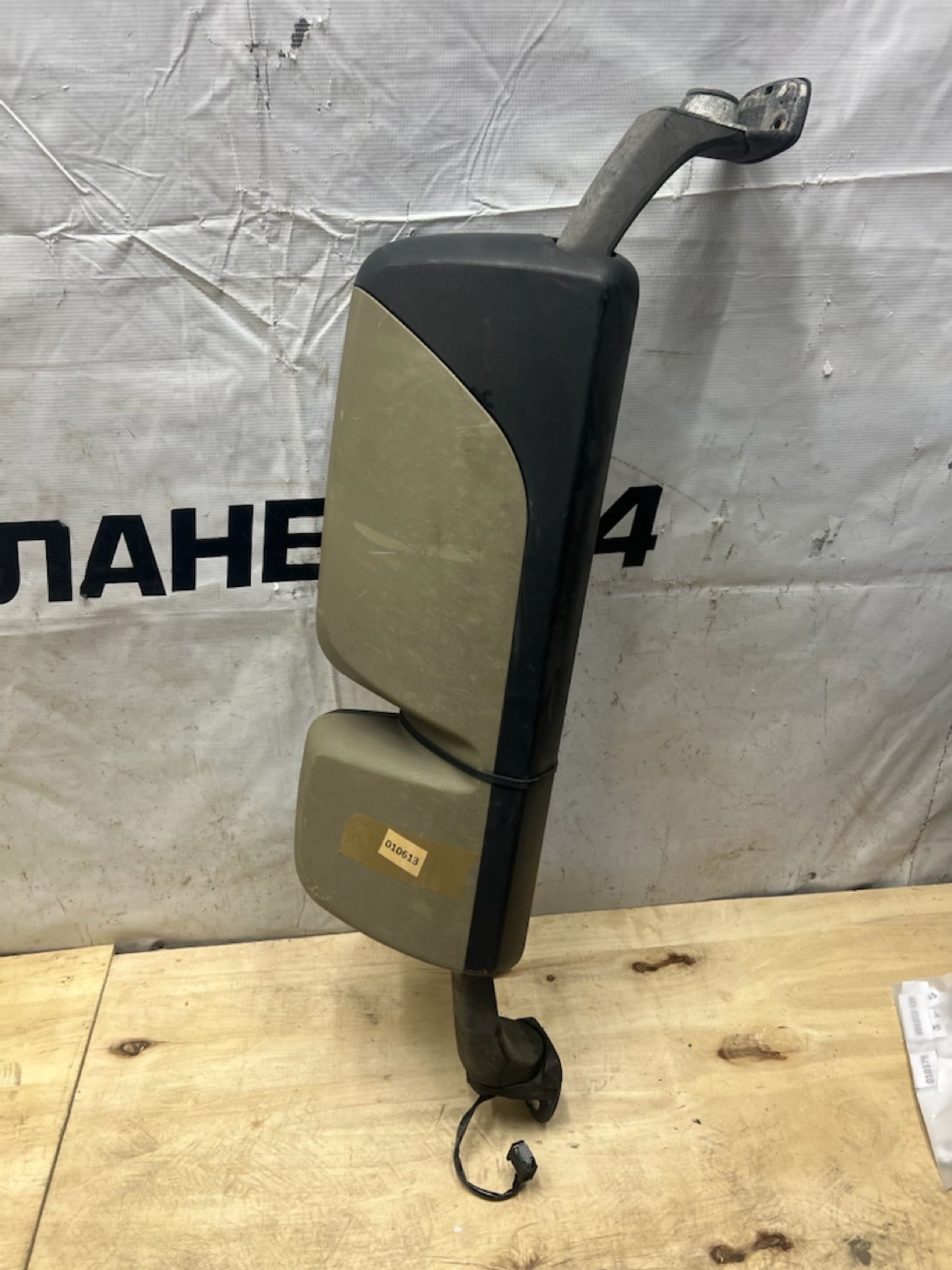 Зеркало боковое правое Mercedes Actros 2018 MP3, 4500 рублей, Челябинск