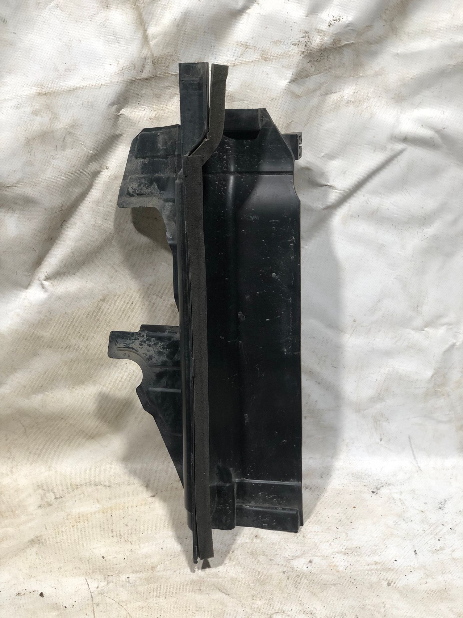 https://ycs.partsauto.market/partsauto-images/thmbs/userImages/74b999aff9da8d5a09f9ff26dc196135/part/6e01546a-b3bd-4dd2-ae34-8ec090e8f432_1703007816879.jpg