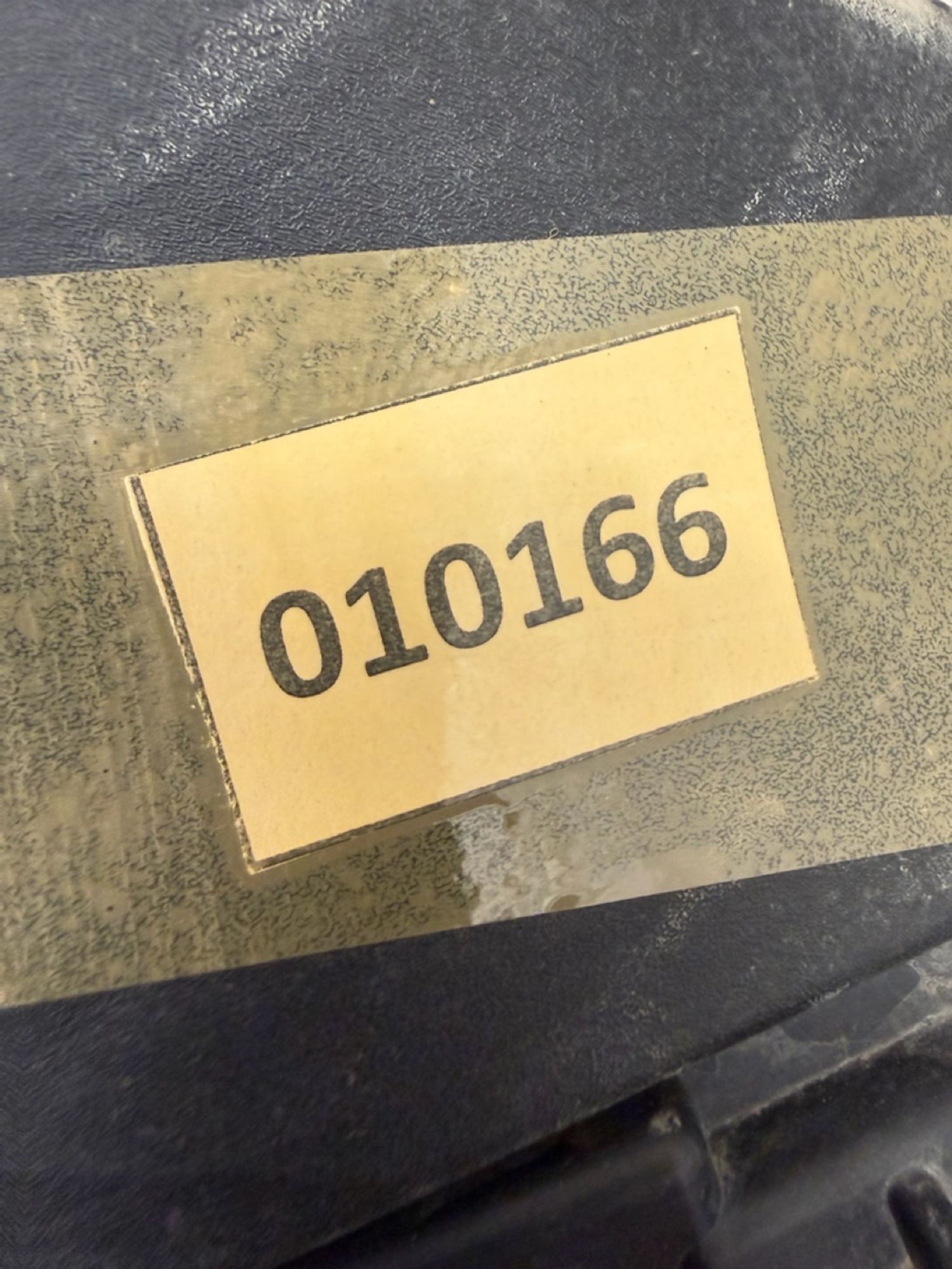 Накладка переднего бампера левая Genesis GV70 2020, 1800 рублей, Челябинск