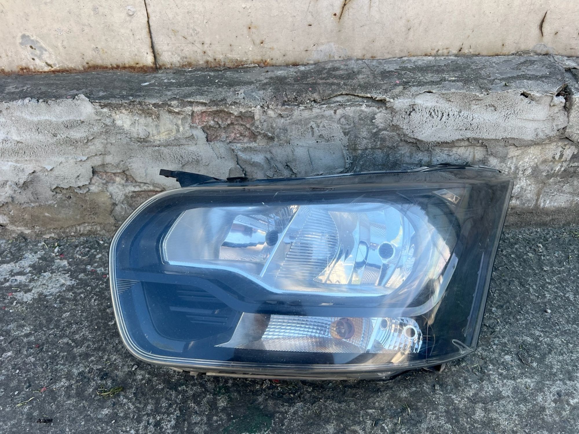 https://ycs.partsauto.market/partsauto-images/thmbs/userImages/74b999aff9da8d5a09f9ff26dc196135/part/7a55b60c-c87e-4abc-942a-6728ad03b594_1781807276672.jpg