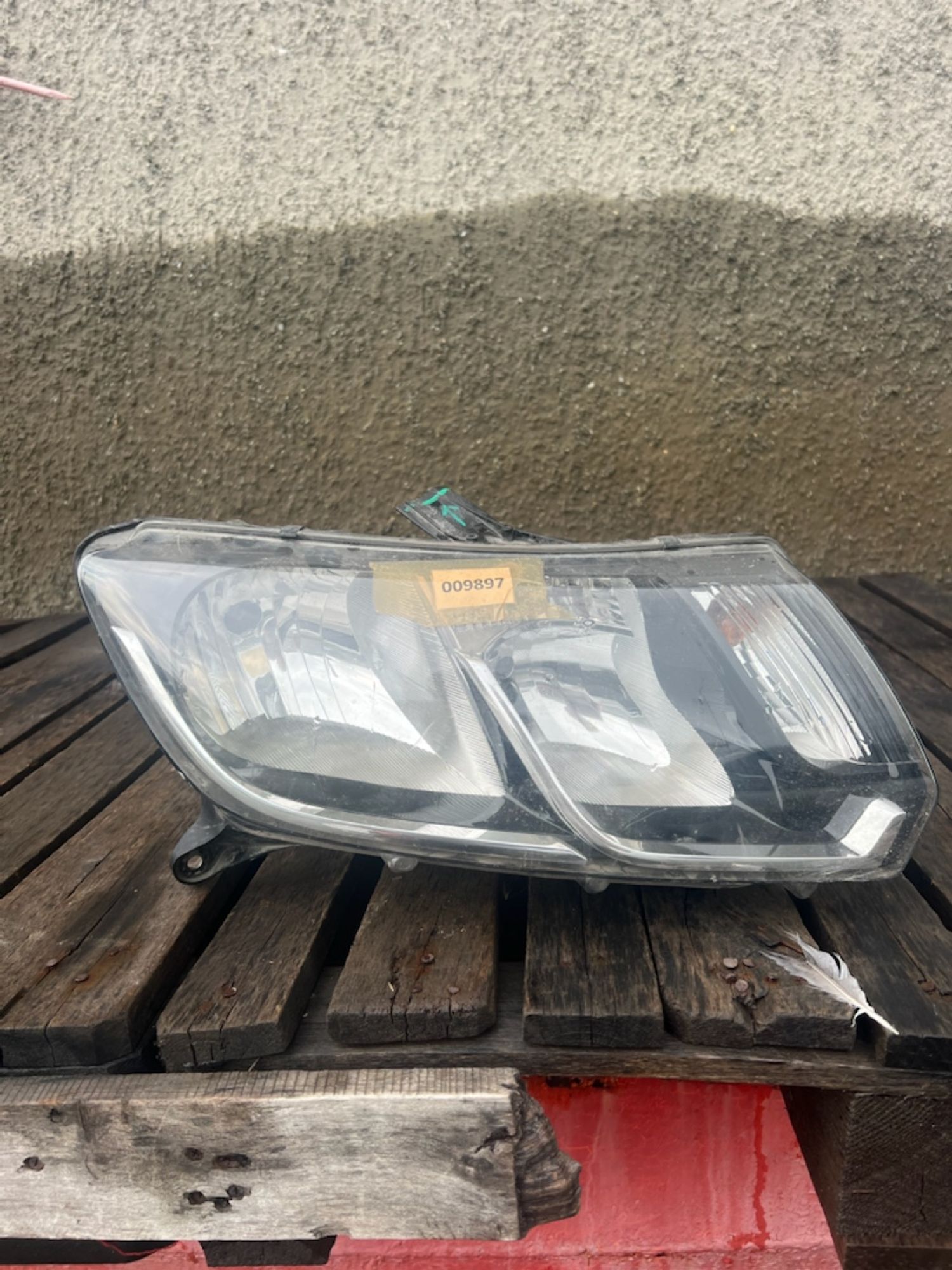 https://ycs.partsauto.market/partsauto-images/thmbs/userImages/74b999aff9da8d5a09f9ff26dc196135/part/81c6b120-1a7c-431d-9156-9ce6070e549c_1785737815201.jpg