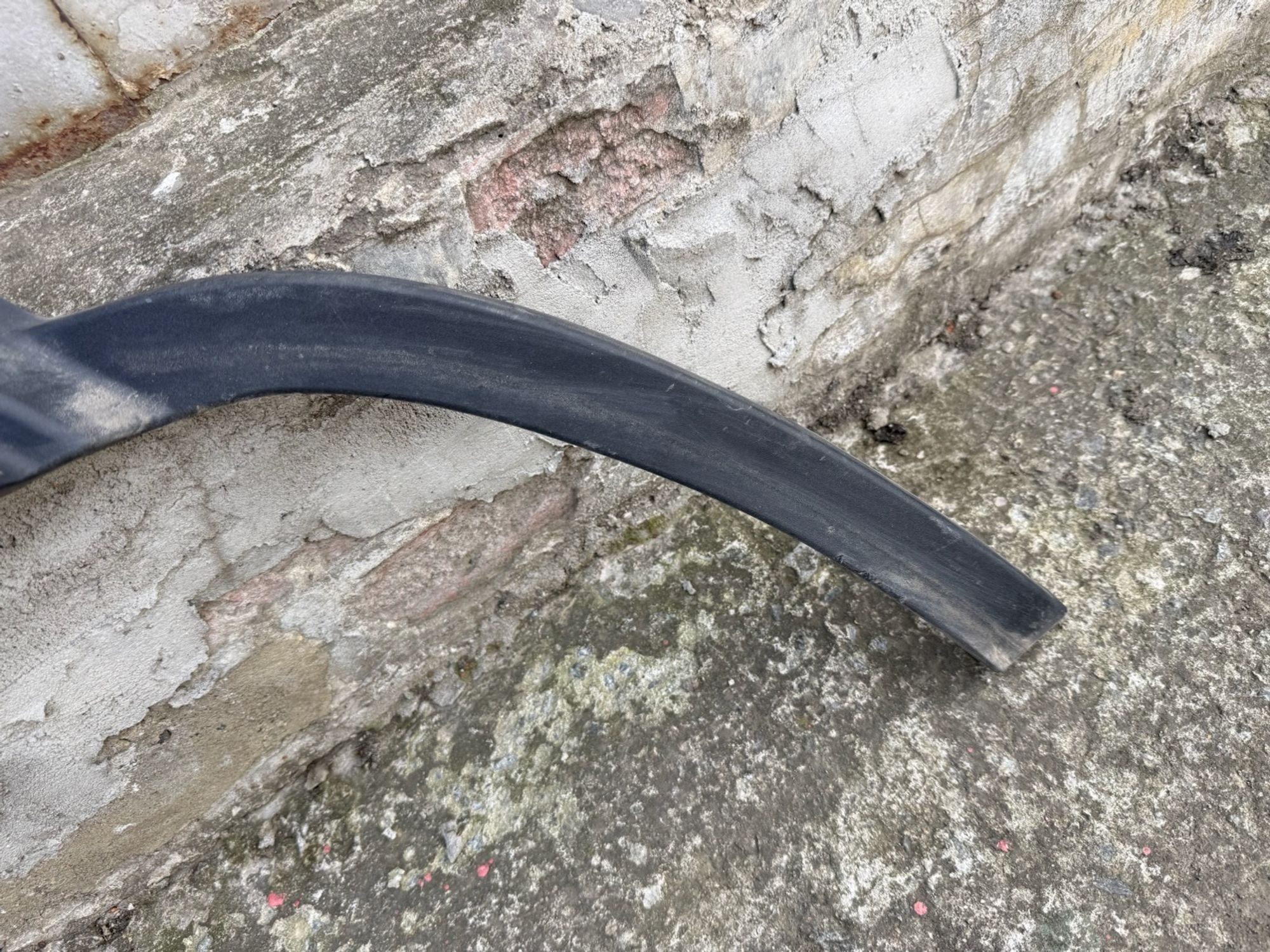 https://ycs.partsauto.market/partsauto-images/thmbs/userImages/74b999aff9da8d5a09f9ff26dc196135/part/839a870f-7715-441d-aa44-05460ccd17e3_1786888132575.jpg