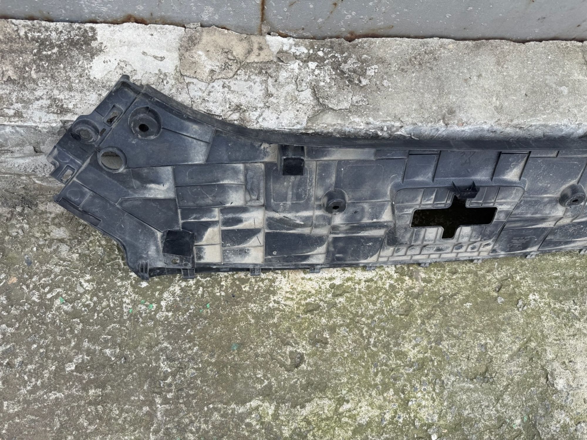 https://ycs.partsauto.market/partsauto-images/thmbs/userImages/74b999aff9da8d5a09f9ff26dc196135/part/88e1eed6-e46d-48d2-9530-3fdefad6a716_1786087946033.jpg