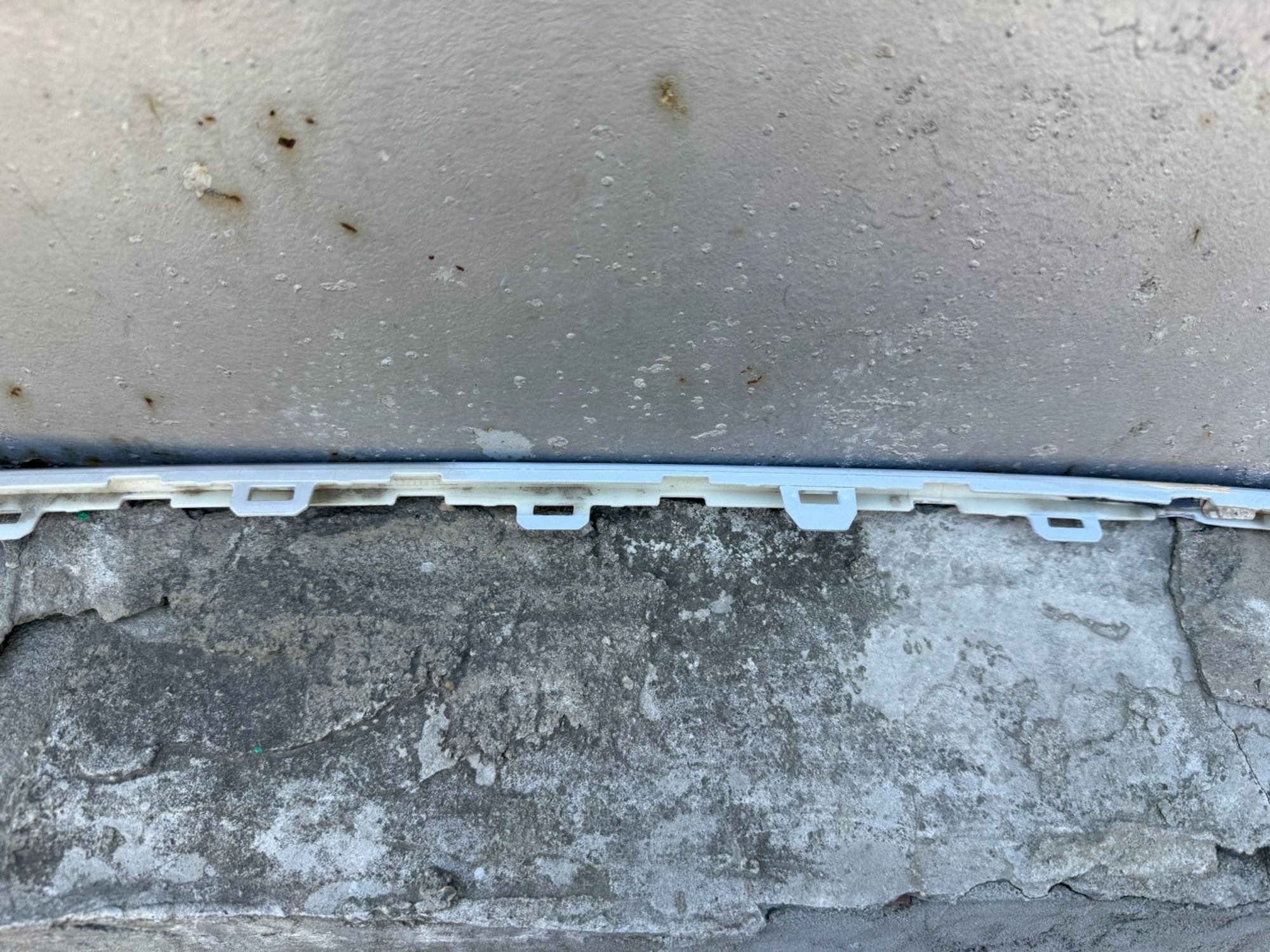 Молдинг заднего бампера Geely Emgrand 2021, 1300 рублей, Челябинск