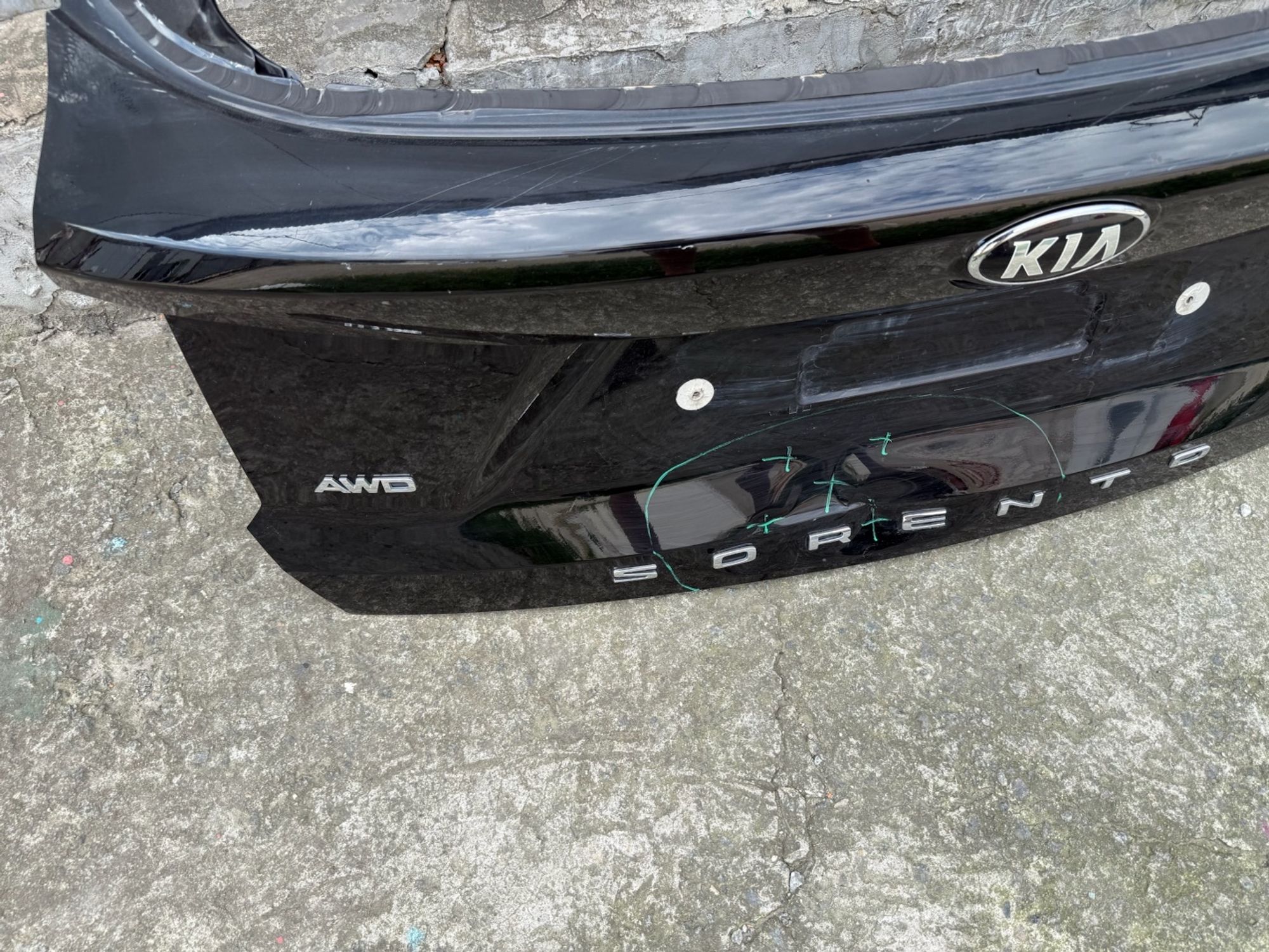 Крышка багажника Kia Sorento, IV, 18000 рублей, Челябинск