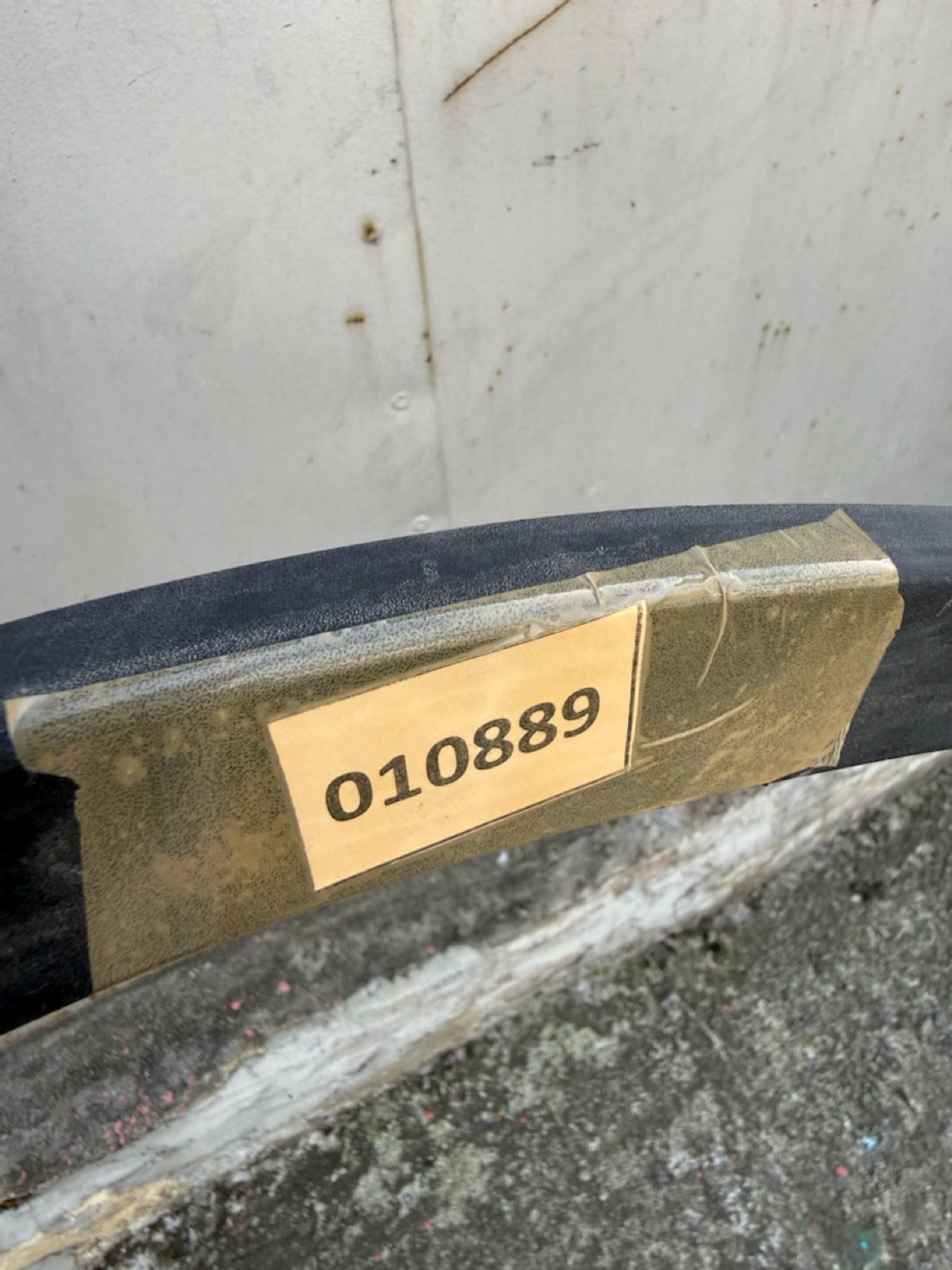 https://ycs.partsauto.market/partsauto-images/thmbs/userImages/74b999aff9da8d5a09f9ff26dc196135/part/8edb1b3c-69a4-453e-ad0d-0d78efbf64f1_1786888238132.jpg