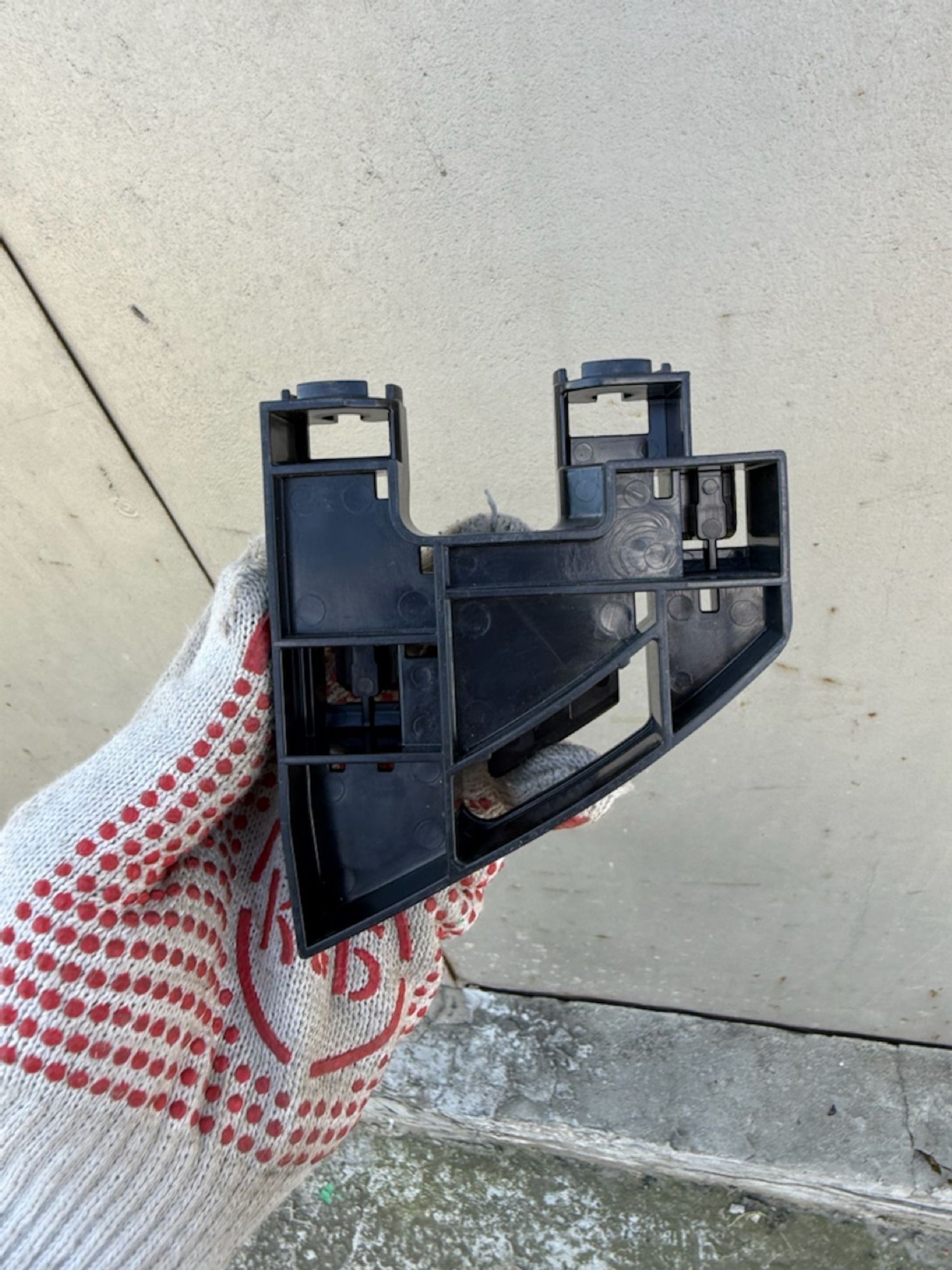 https://ycs.partsauto.market/partsauto-images/thmbs/userImages/74b999aff9da8d5a09f9ff26dc196135/part/9550220e-7a52-4090-89c0-80b6627991b9_1786698316657.jpg