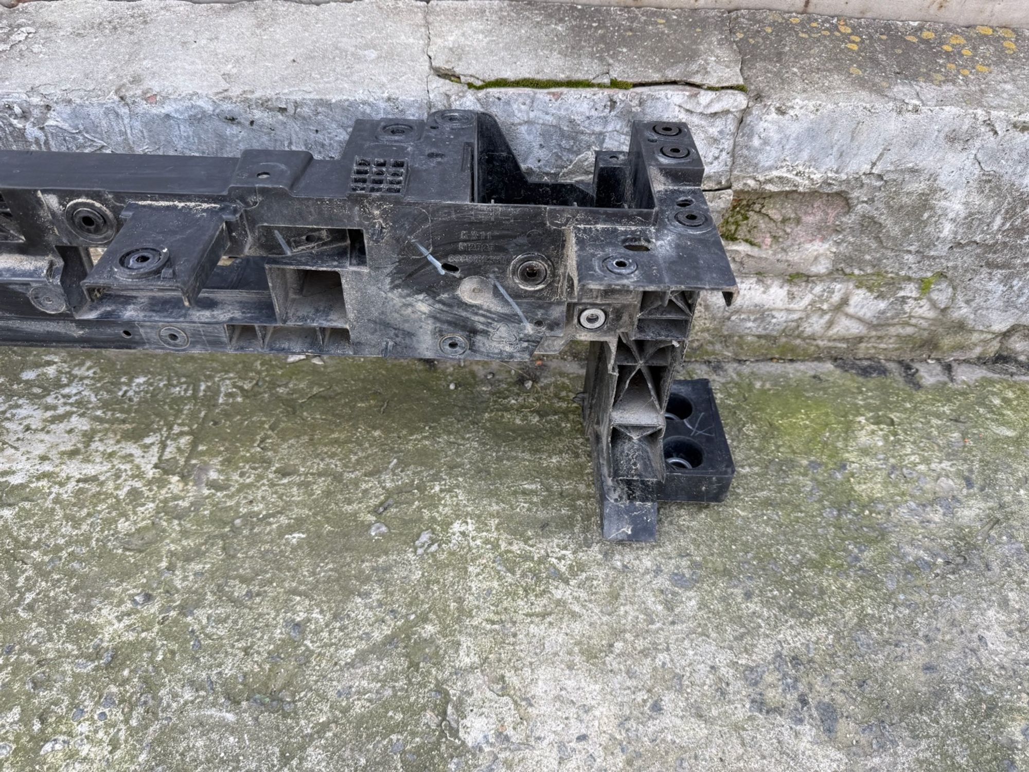 https://ycs.partsauto.market/partsauto-images/thmbs/userImages/74b999aff9da8d5a09f9ff26dc196135/part/95d640b9-aeeb-4360-9c3b-a838c3884243_1786374019098.jpg
