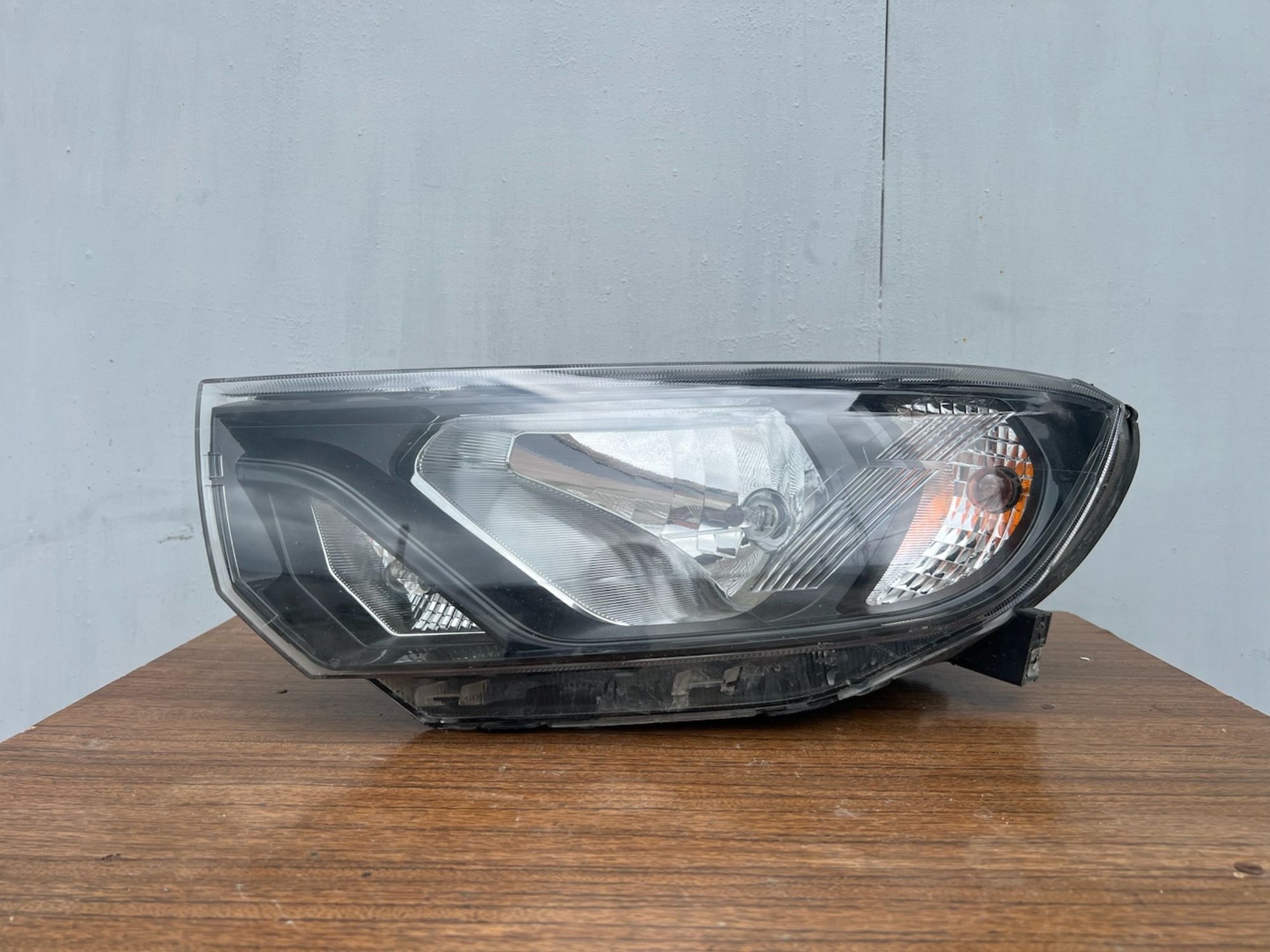 https://ycs.partsauto.market/partsauto-images/thmbs/userImages/74b999aff9da8d5a09f9ff26dc196135/part/95f3c1f2-324d-45dd-8089-f8fef7c344c4_1781111580957.jpg