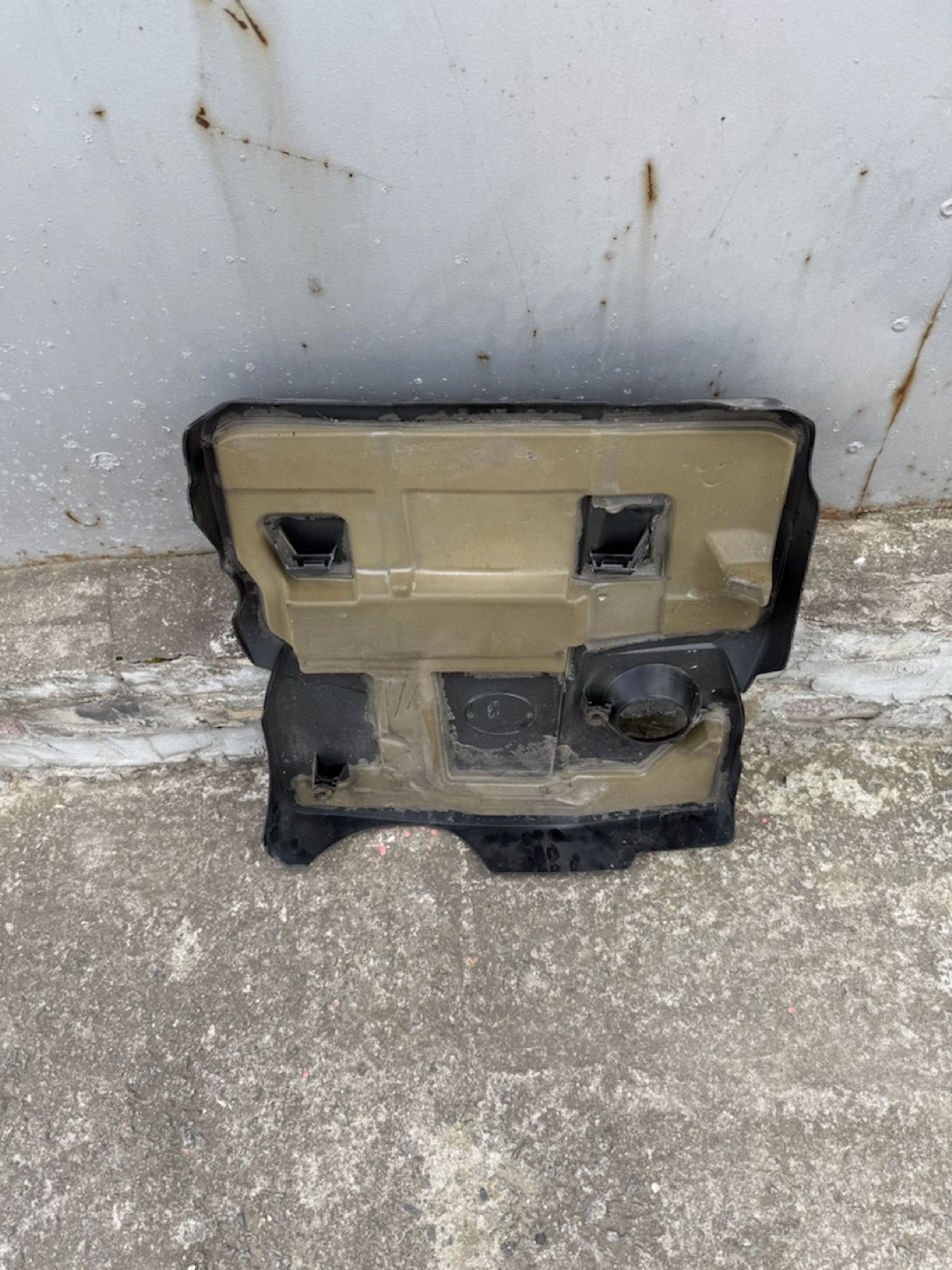 https://ycs.partsauto.market/partsauto-images/thmbs/userImages/74b999aff9da8d5a09f9ff26dc196135/part/97d7b30a-7206-4962-bdfb-6c0e89d8515f_1786533151616.jpg