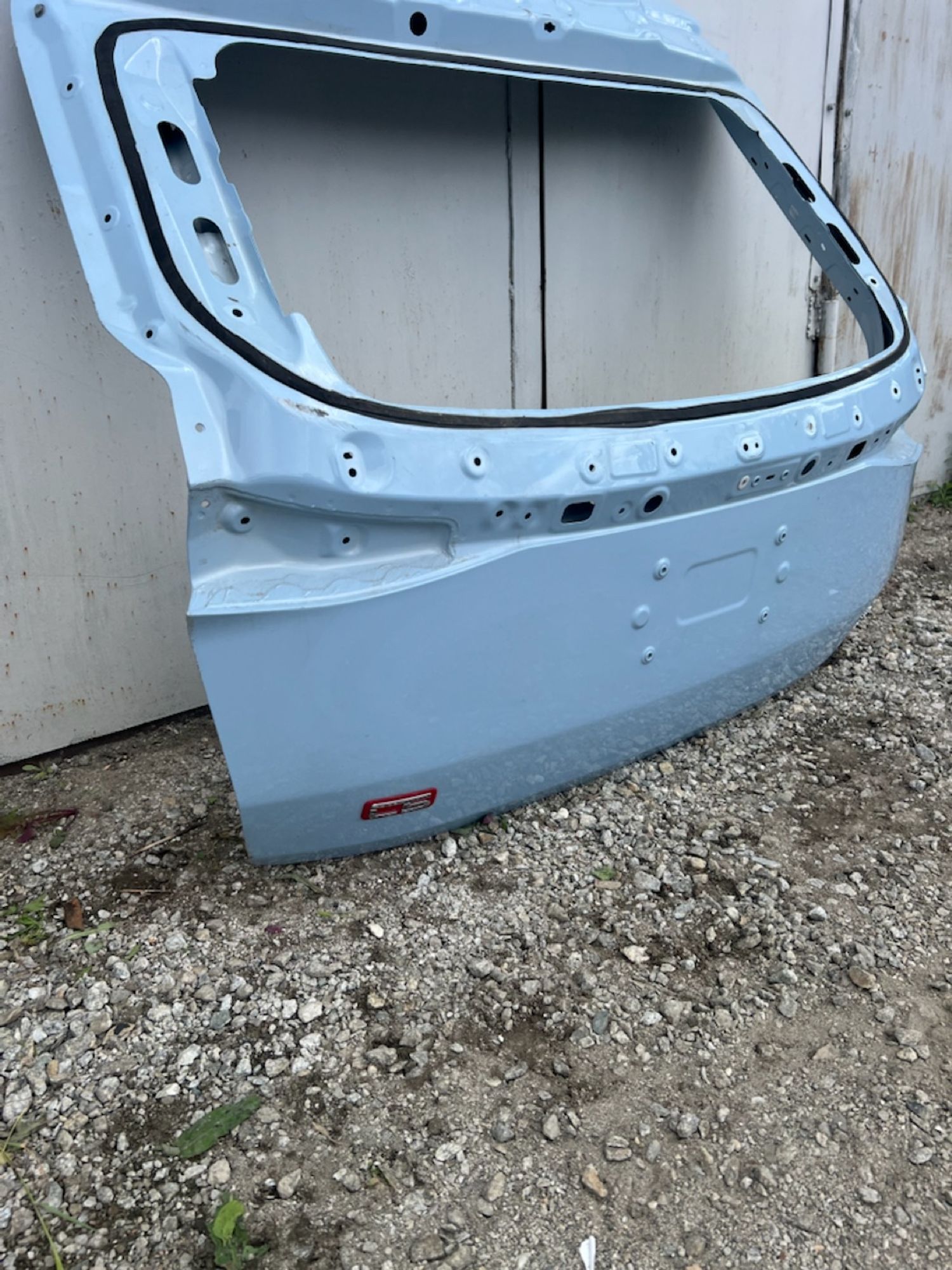 https://ycs.partsauto.market/partsauto-images/thmbs/userImages/74b999aff9da8d5a09f9ff26dc196135/part/983ec563-b241-4983-bcb7-c8109e75c677_1781546266645.jpg