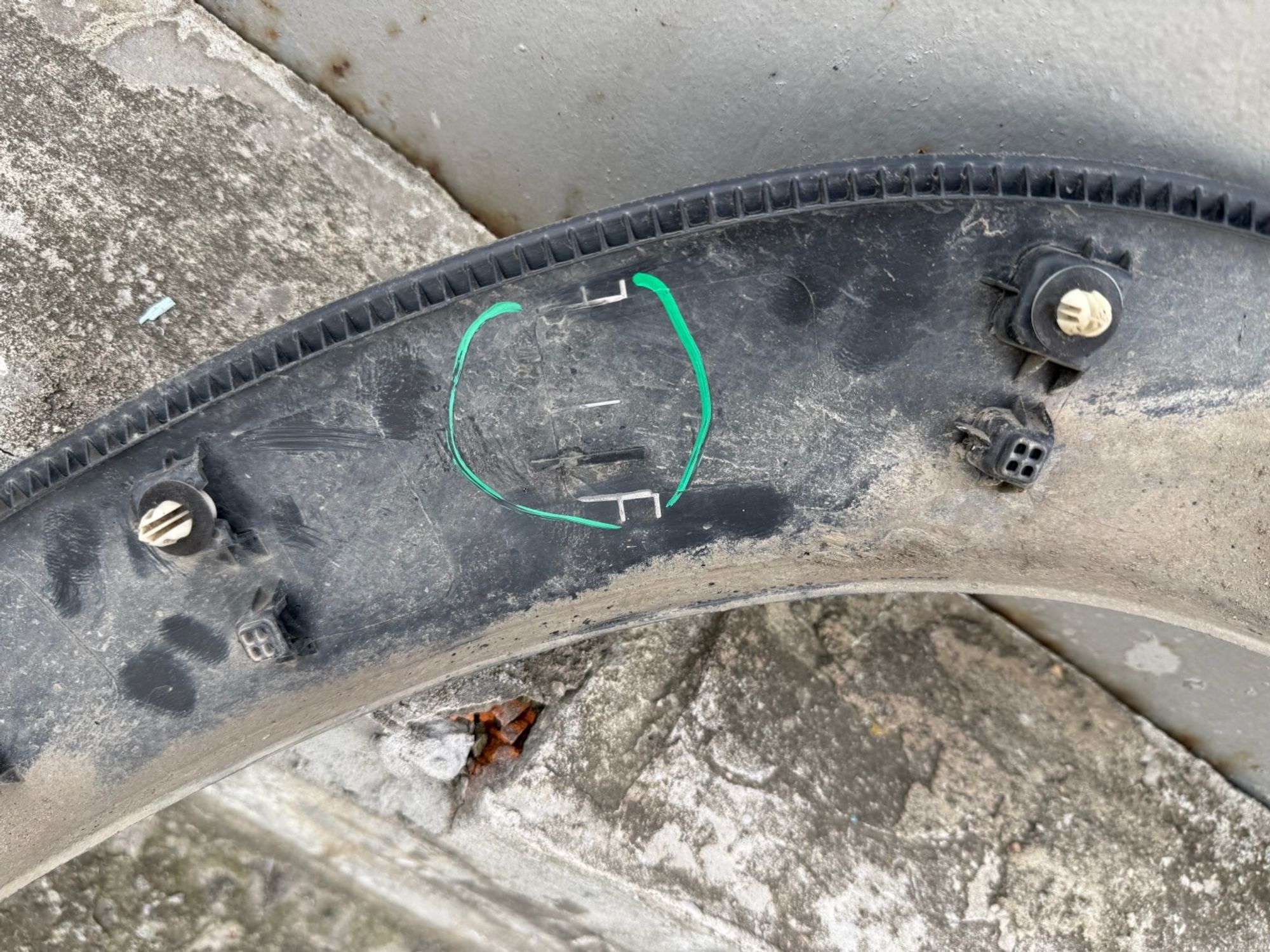 https://ycs.partsauto.market/partsauto-images/thmbs/userImages/74b999aff9da8d5a09f9ff26dc196135/part/9cc65dca-7f57-4152-be89-d0d56b82d5e1_1786296522415.jpg