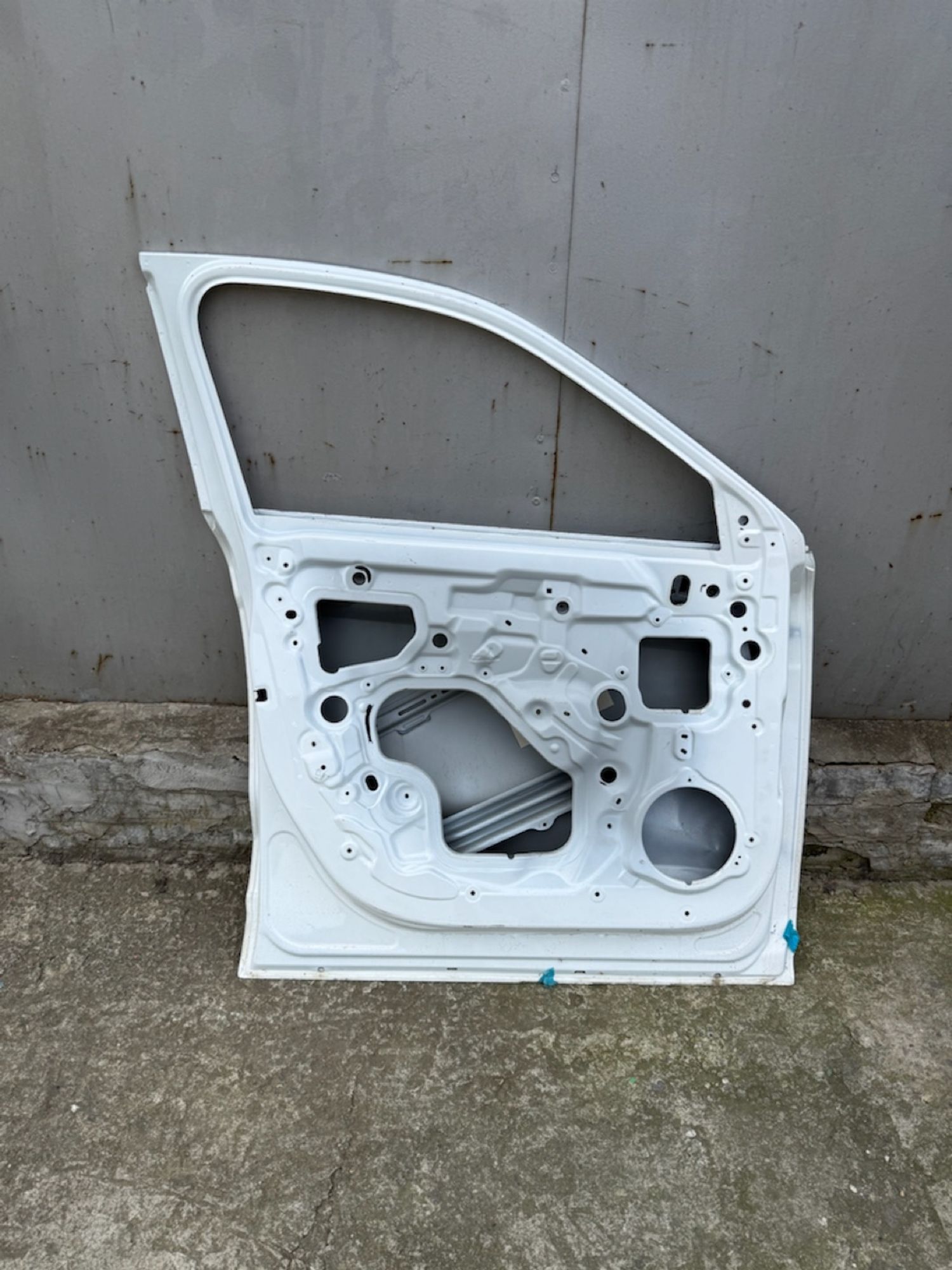 https://ycs.partsauto.market/partsauto-images/thmbs/userImages/74b999aff9da8d5a09f9ff26dc196135/part/9fe5ea18-5c6e-4d80-8b7c-45a8b5bfebea_1786890775541.jpg
