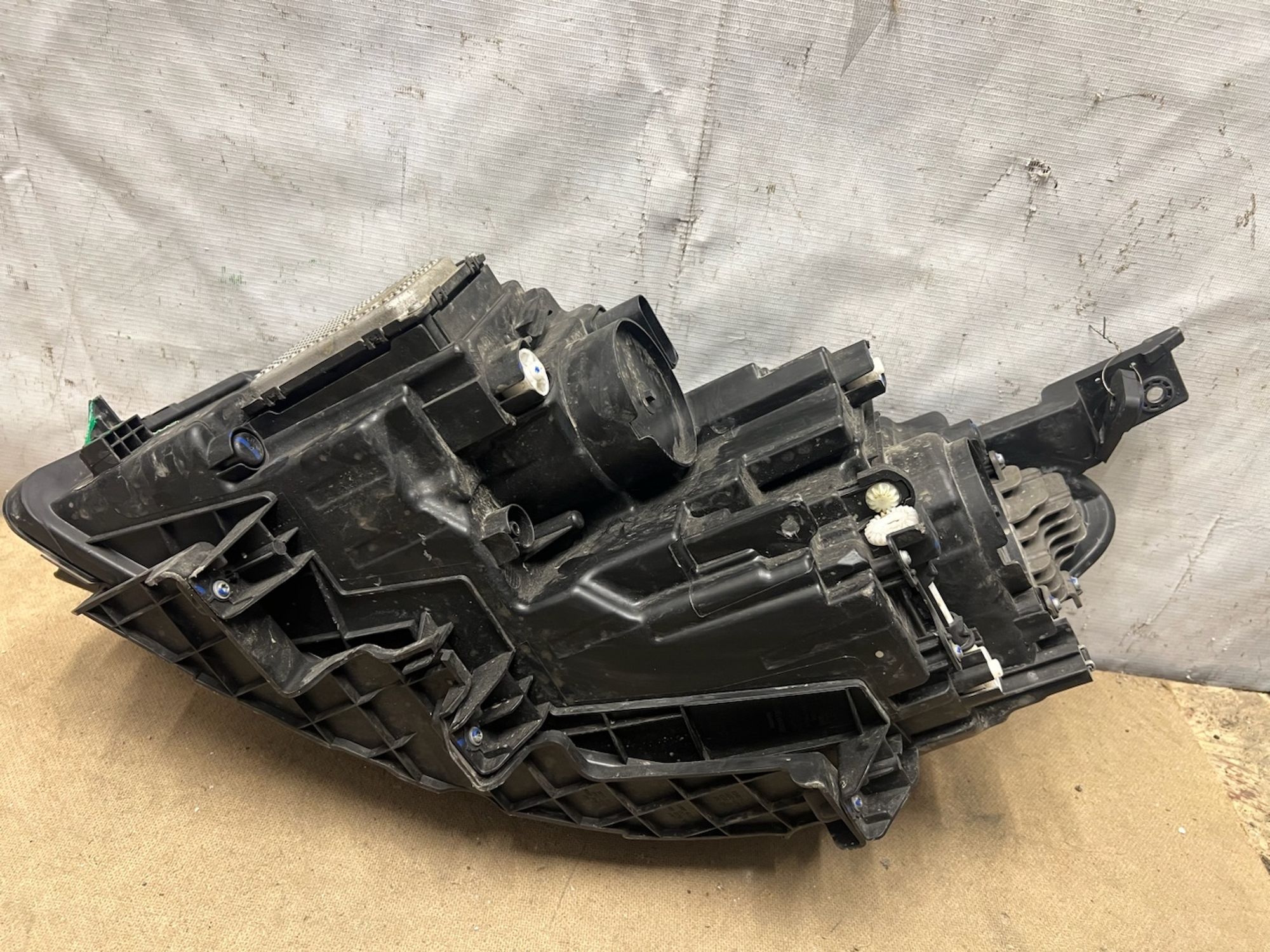 Фара правая Geely Emgrand SS11 LED, 13000 рублей, Челябинск