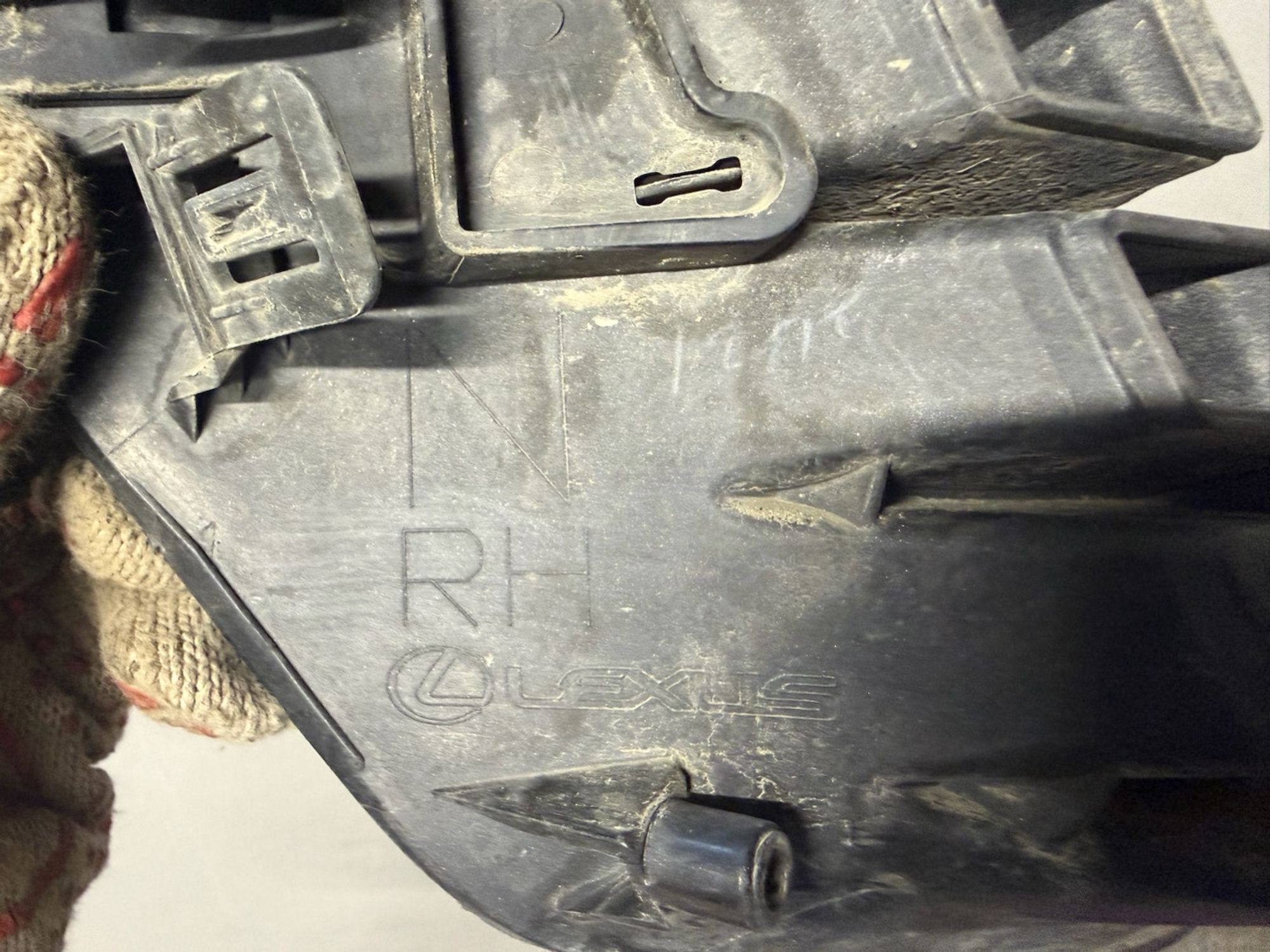 https://ycs.partsauto.market/partsauto-images/thmbs/userImages/74b999aff9da8d5a09f9ff26dc196135/part/a3589bdd-60fc-4cb4-aec2-16a36cfd07f5_1789116118105.jpg