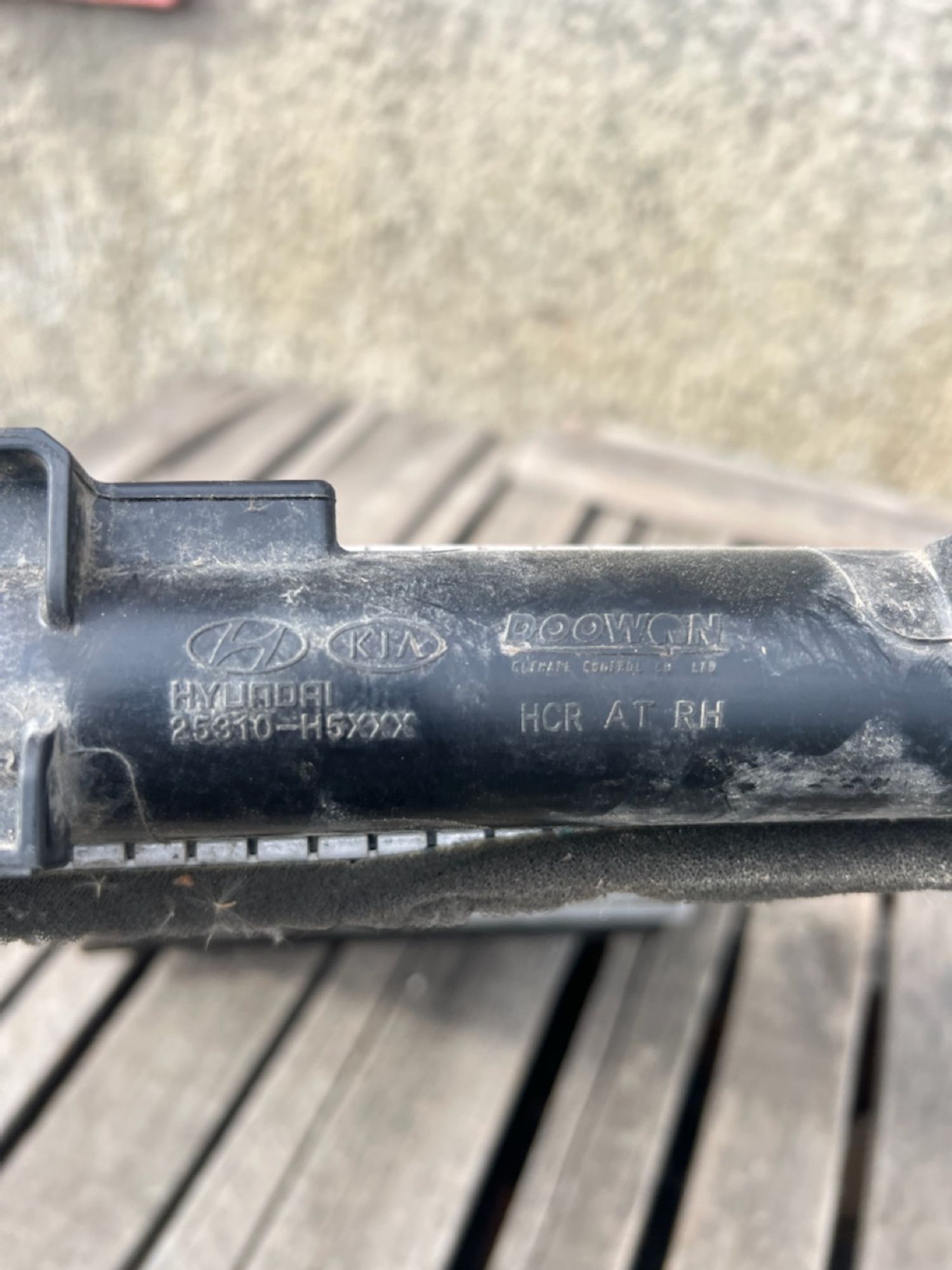 https://ycs.partsauto.market/partsauto-images/thmbs/userImages/74b999aff9da8d5a09f9ff26dc196135/part/a5578ffc-db25-406b-bc36-356da72ef6a9_1785432667494.jpg