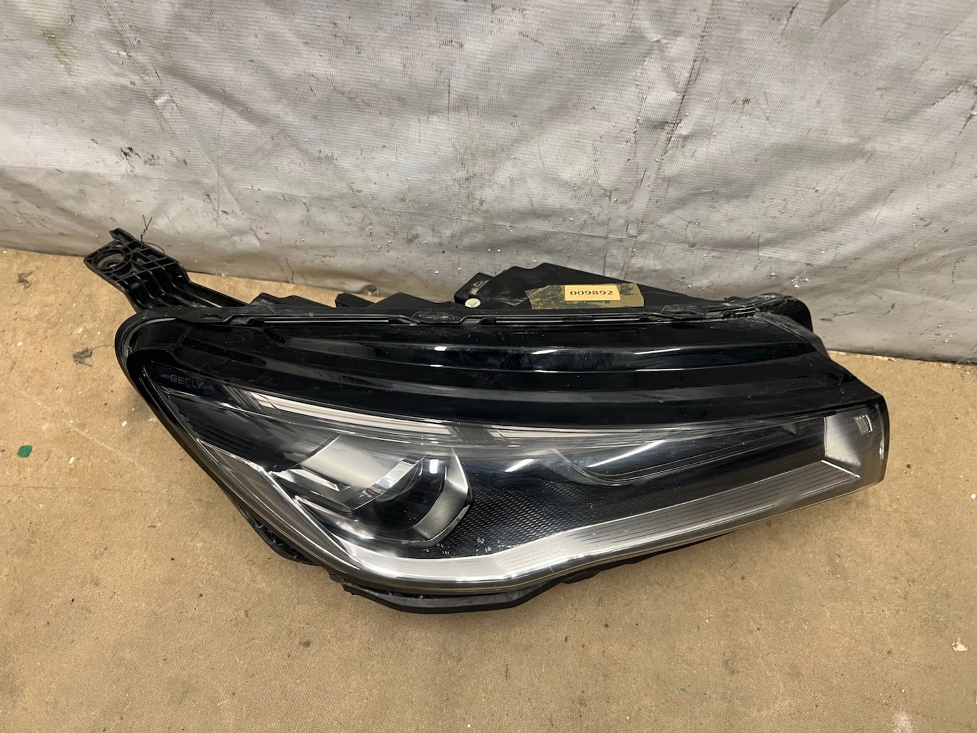 Фара правая Geely Emgrand SS11 LED, 13000 рублей, Челябинск