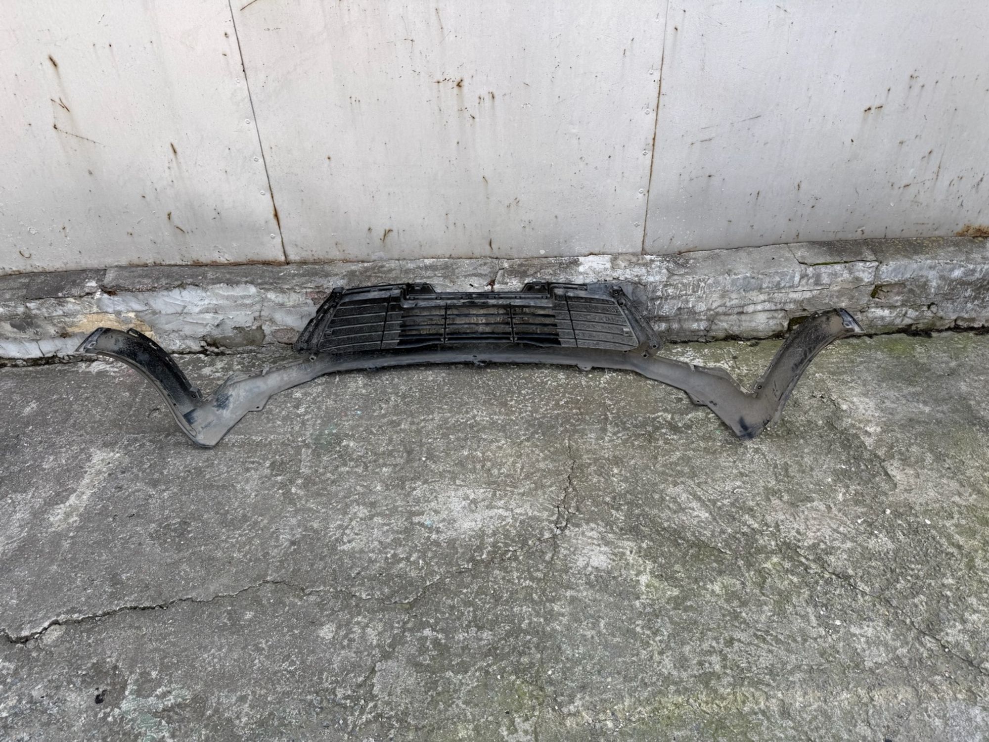 https://ycs.partsauto.market/partsauto-images/thmbs/userImages/74b999aff9da8d5a09f9ff26dc196135/part/ae0a2b12-075d-4b4c-bcb0-e24d40744dd5_1786472580210.jpg