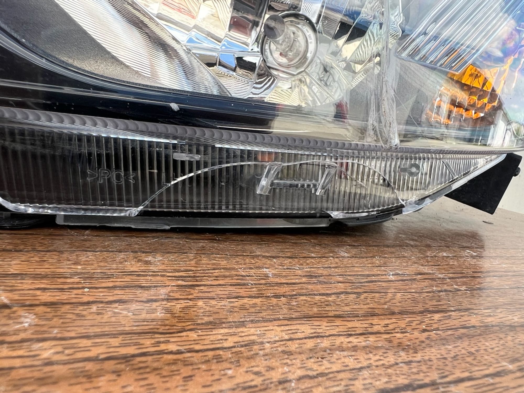 https://ycs.partsauto.market/partsauto-images/thmbs/userImages/74b999aff9da8d5a09f9ff26dc196135/part/b4e52587-b0b3-4c5f-a427-2170e7e7e063_1781889826621.jpg