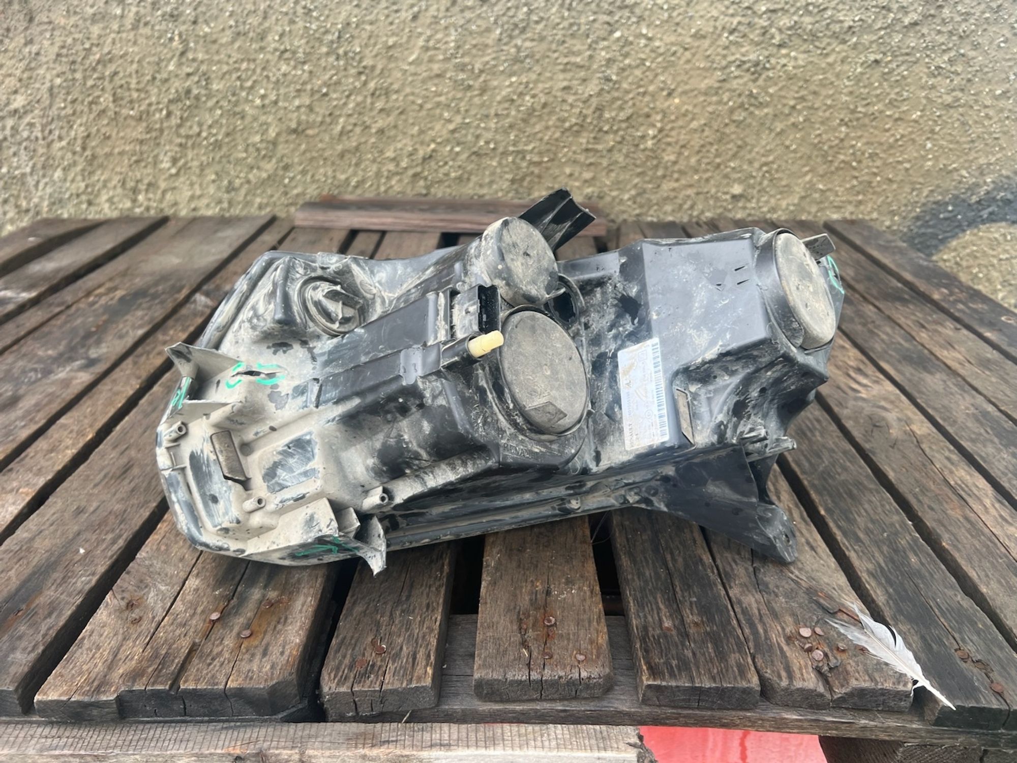 https://ycs.partsauto.market/partsauto-images/thmbs/userImages/74b999aff9da8d5a09f9ff26dc196135/part/b95de15d-1b17-4749-98a0-f409978cdf5c_1785737817992.jpg