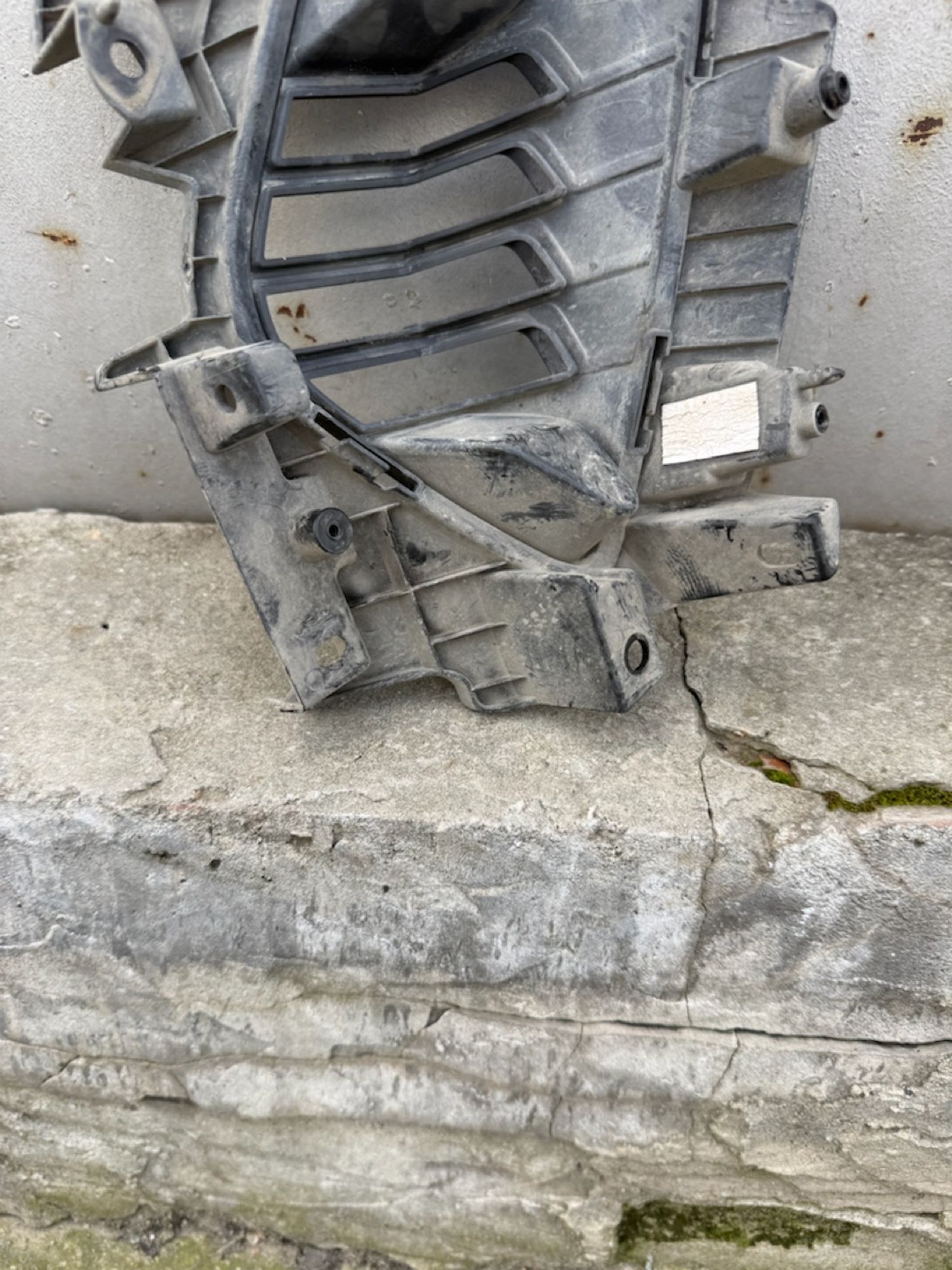https://ycs.partsauto.market/partsauto-images/thmbs/userImages/74b999aff9da8d5a09f9ff26dc196135/part/bfa431f7-de44-4d53-bfe3-ed6d160bcfa3_1786890389580.jpg