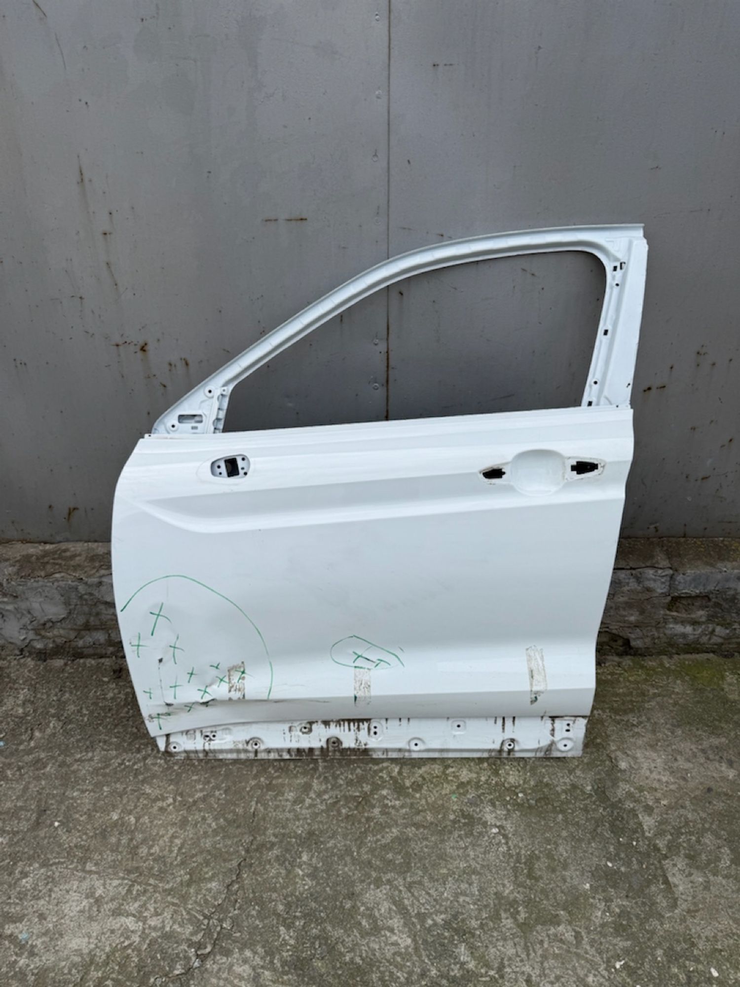 https://ycs.partsauto.market/partsauto-images/thmbs/userImages/74b999aff9da8d5a09f9ff26dc196135/part/cb446857-5bde-4e4c-8fee-ed6e25ff13ee_1786890762712.jpg