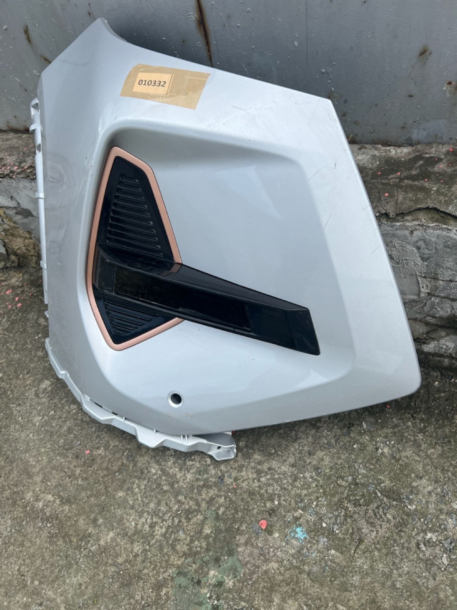 https://ycs.partsauto.market/partsauto-images/thmbs/userImages/74b999aff9da8d5a09f9ff26dc196135/part/d08beb40-1b1c-4f05-bb18-316c18b7e94b_1781030130427.jpg