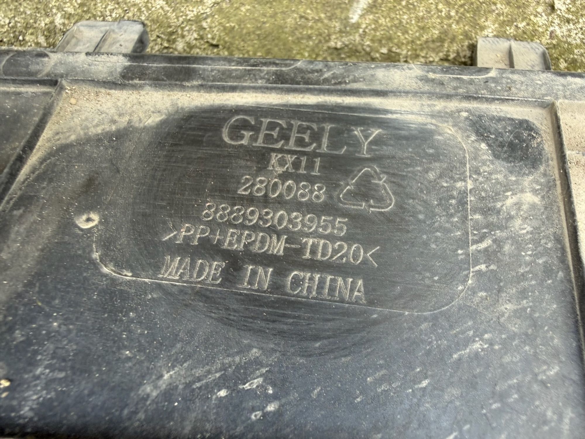 https://ycs.partsauto.market/partsauto-images/thmbs/userImages/74b999aff9da8d5a09f9ff26dc196135/part/d1481fe1-8847-43f5-9d1c-d00a5eb816a5_1786087950287.jpg
