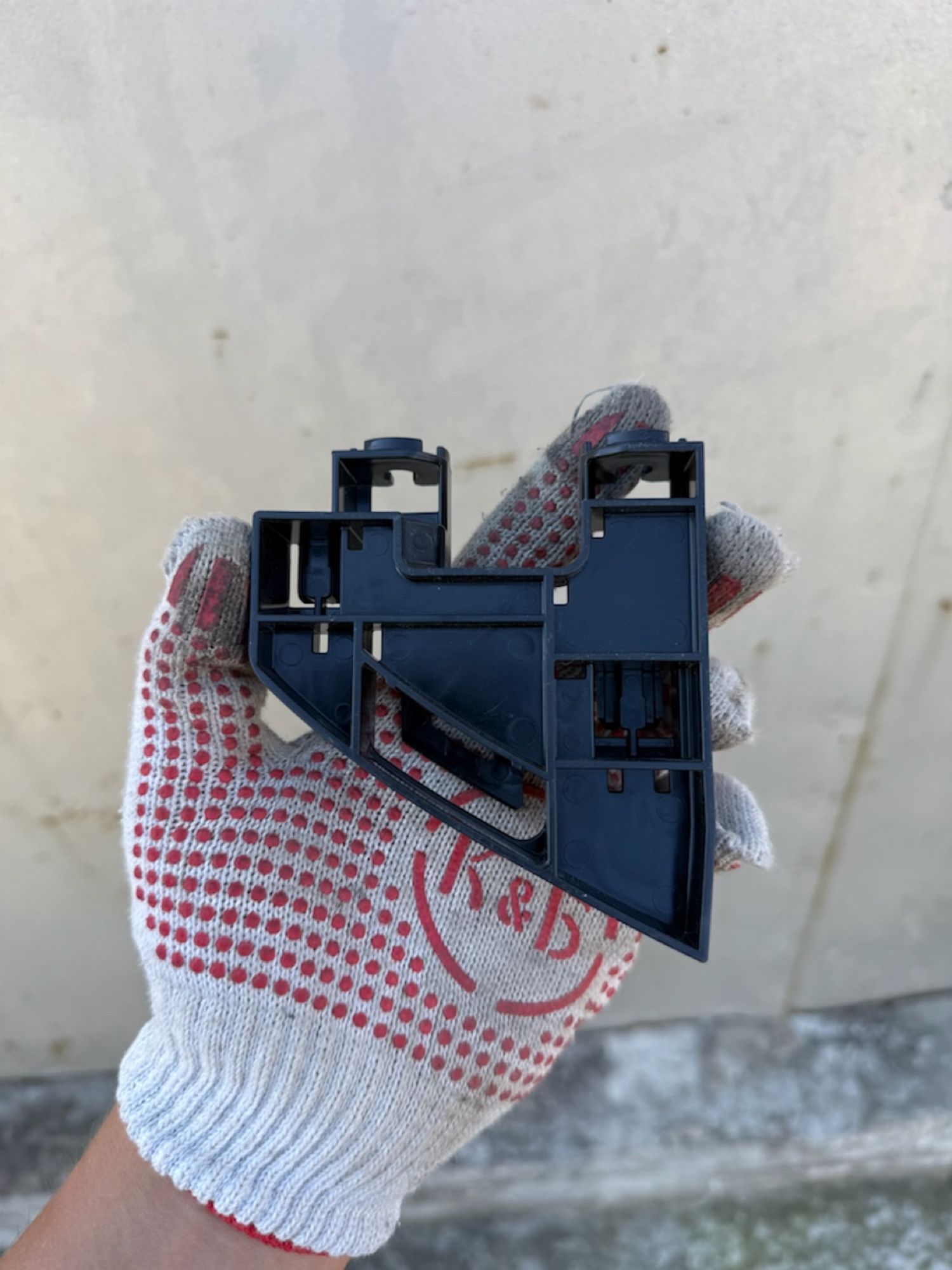 https://ycs.partsauto.market/partsauto-images/thmbs/userImages/74b999aff9da8d5a09f9ff26dc196135/part/d356edc0-fdb4-47d2-8688-878718862700_1786698565838.jpg