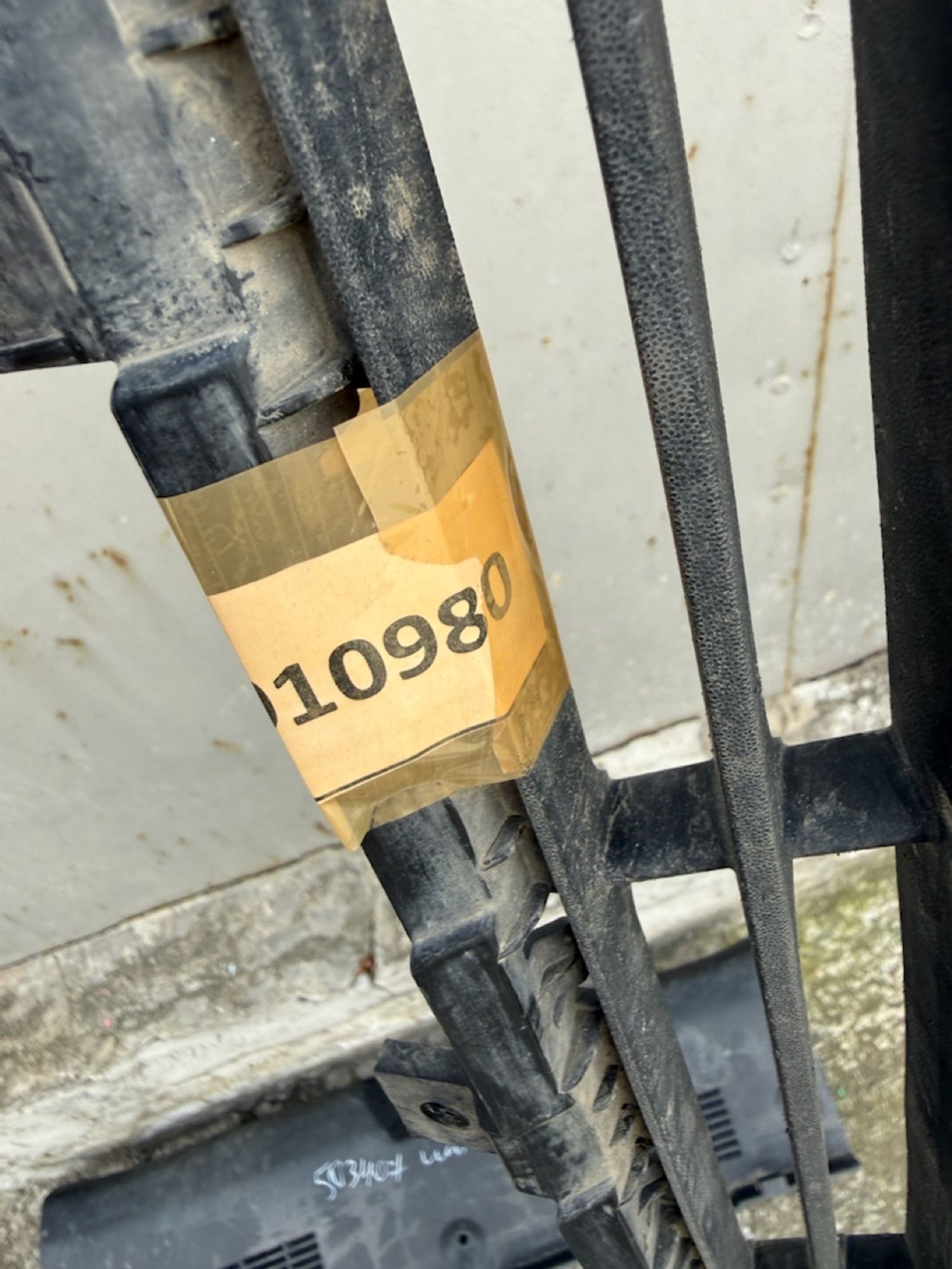 https://ycs.partsauto.market/partsauto-images/thmbs/userImages/74b999aff9da8d5a09f9ff26dc196135/part/d35eecbd-5a29-4f68-9114-42347f6e4531_1786295722137.jpg