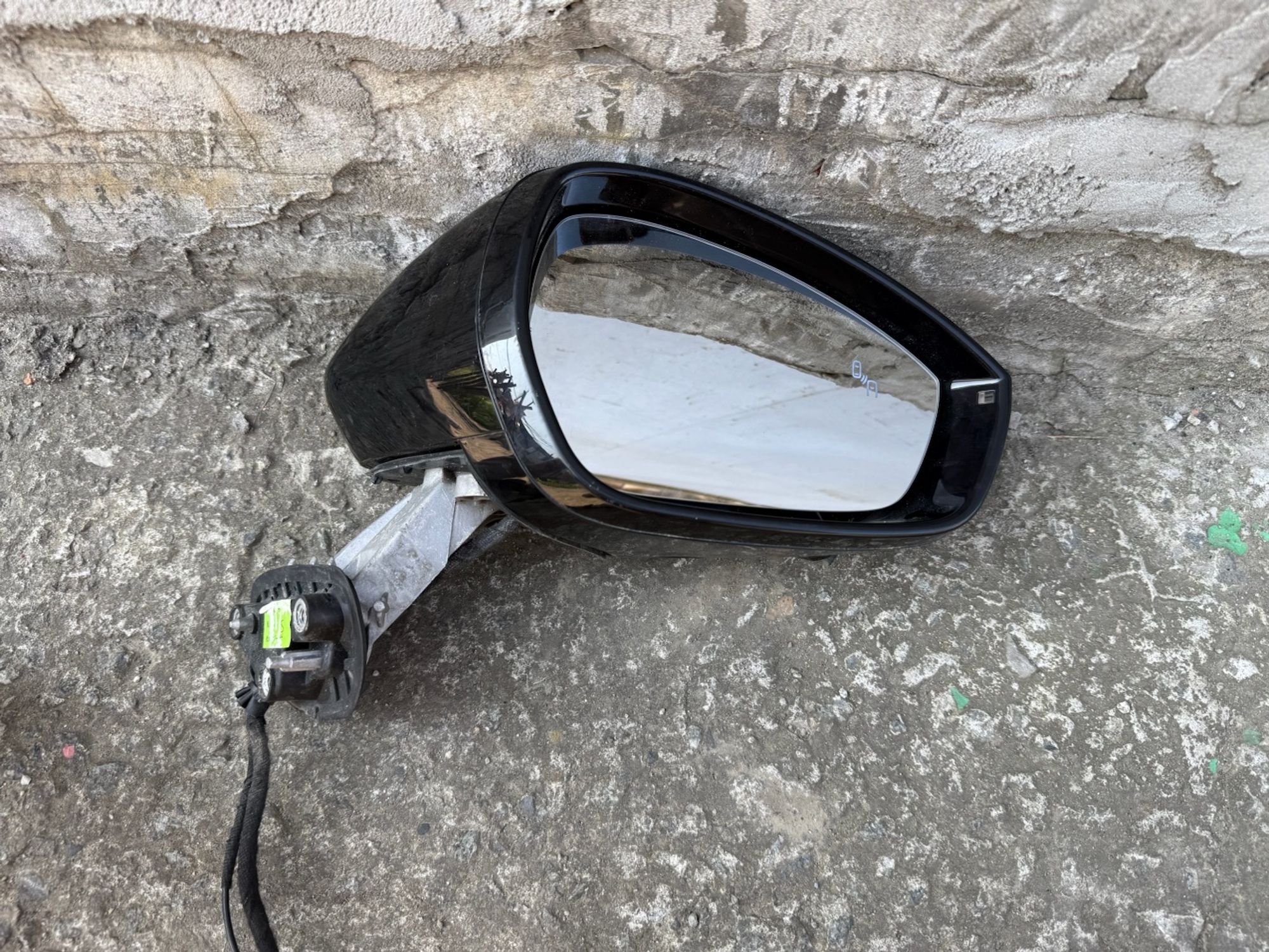 https://ycs.partsauto.market/partsauto-images/thmbs/userImages/74b999aff9da8d5a09f9ff26dc196135/part/d60de4e8-73a3-4eed-9a17-8ac0664f0209_1784973025119.jpg