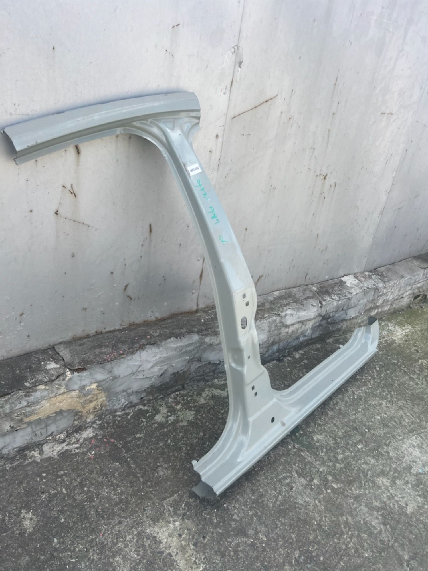 https://ycs.partsauto.market/partsauto-images/thmbs/userImages/74b999aff9da8d5a09f9ff26dc196135/part/d8420952-7049-496f-9b3e-c6e24fb67cb8_1785916977017.jpg