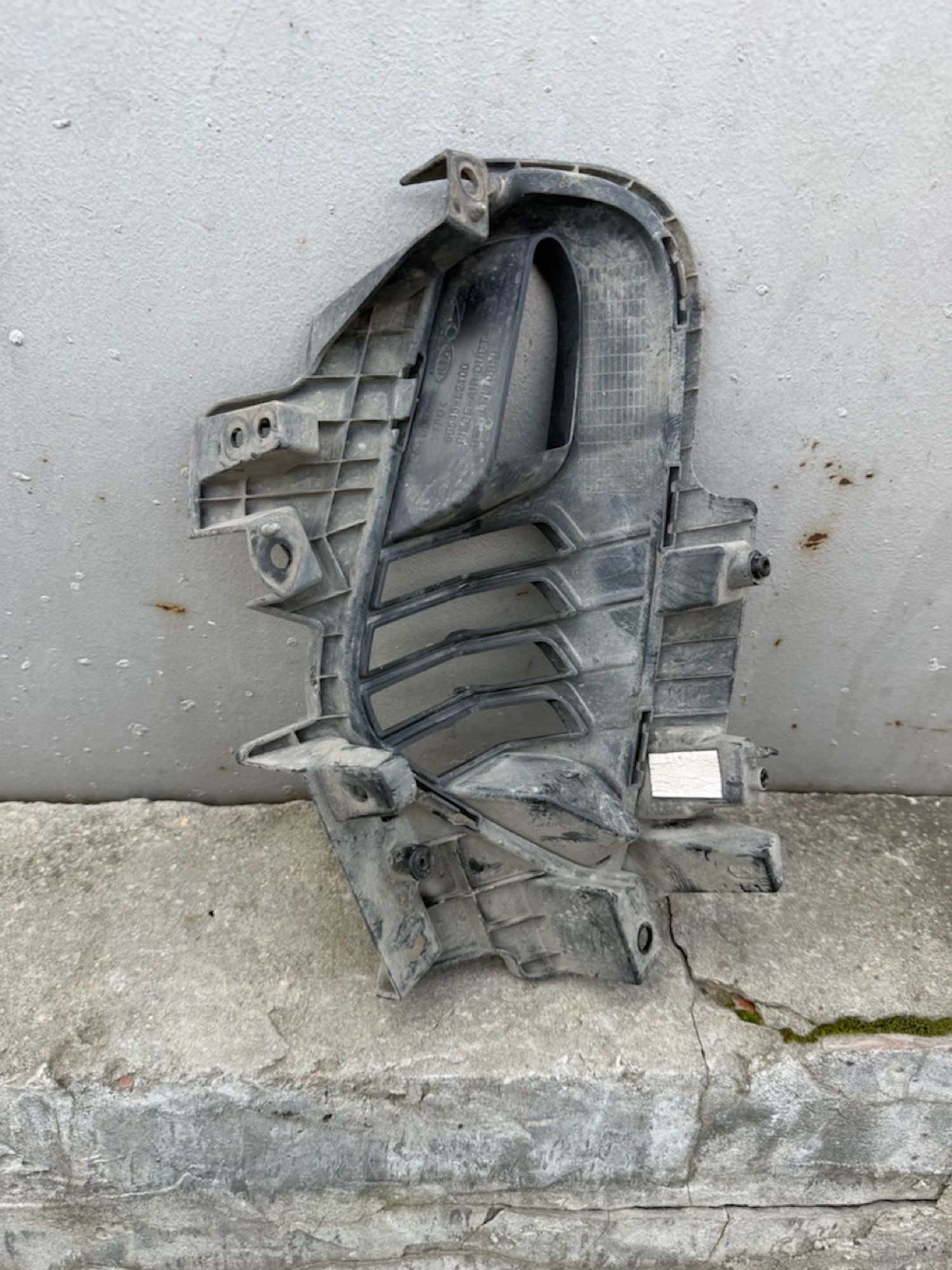 https://ycs.partsauto.market/partsauto-images/thmbs/userImages/74b999aff9da8d5a09f9ff26dc196135/part/daeee361-cd4c-445d-b874-75771b7c3a49_1786890387960.jpg