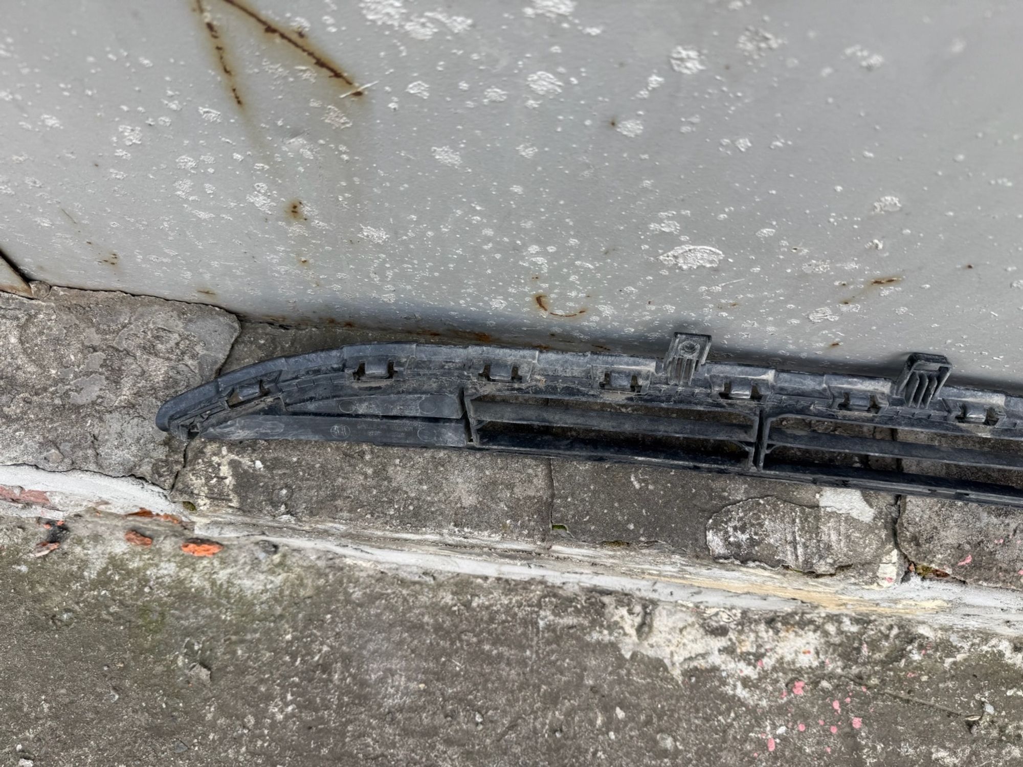 https://ycs.partsauto.market/partsauto-images/thmbs/userImages/74b999aff9da8d5a09f9ff26dc196135/part/dbef6329-20ca-4f2c-9332-0343af086e2b_1786295718851.jpg