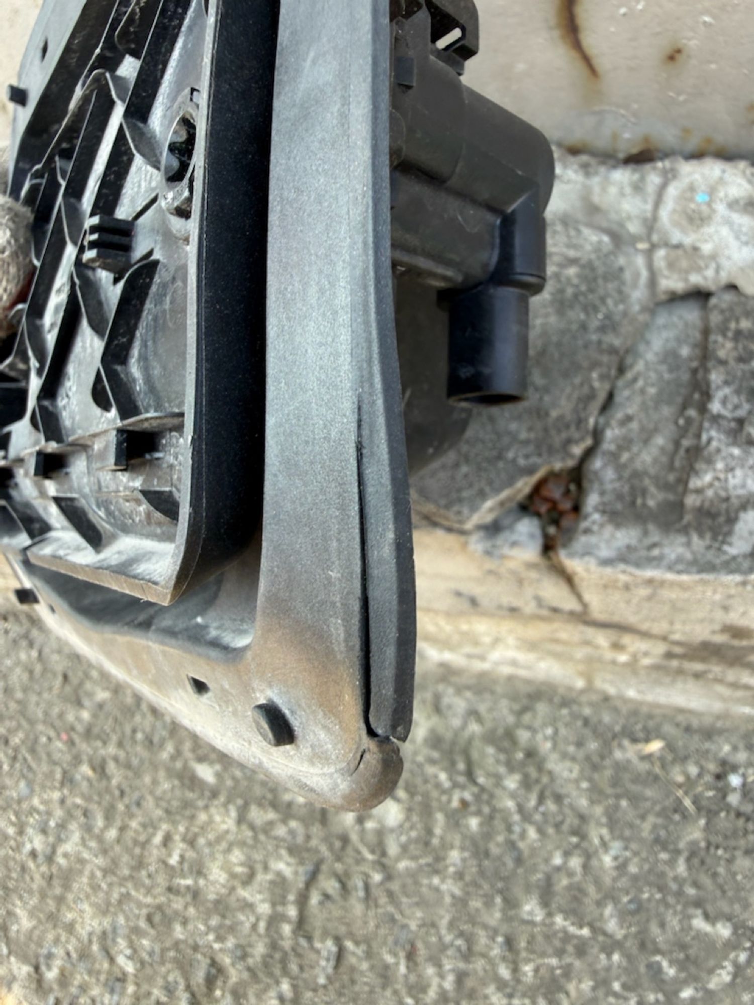 https://ycs.partsauto.market/partsauto-images/thmbs/userImages/74b999aff9da8d5a09f9ff26dc196135/part/e1844722-adc5-4cf6-bffa-bff4f72aad95_1784921132542.jpg