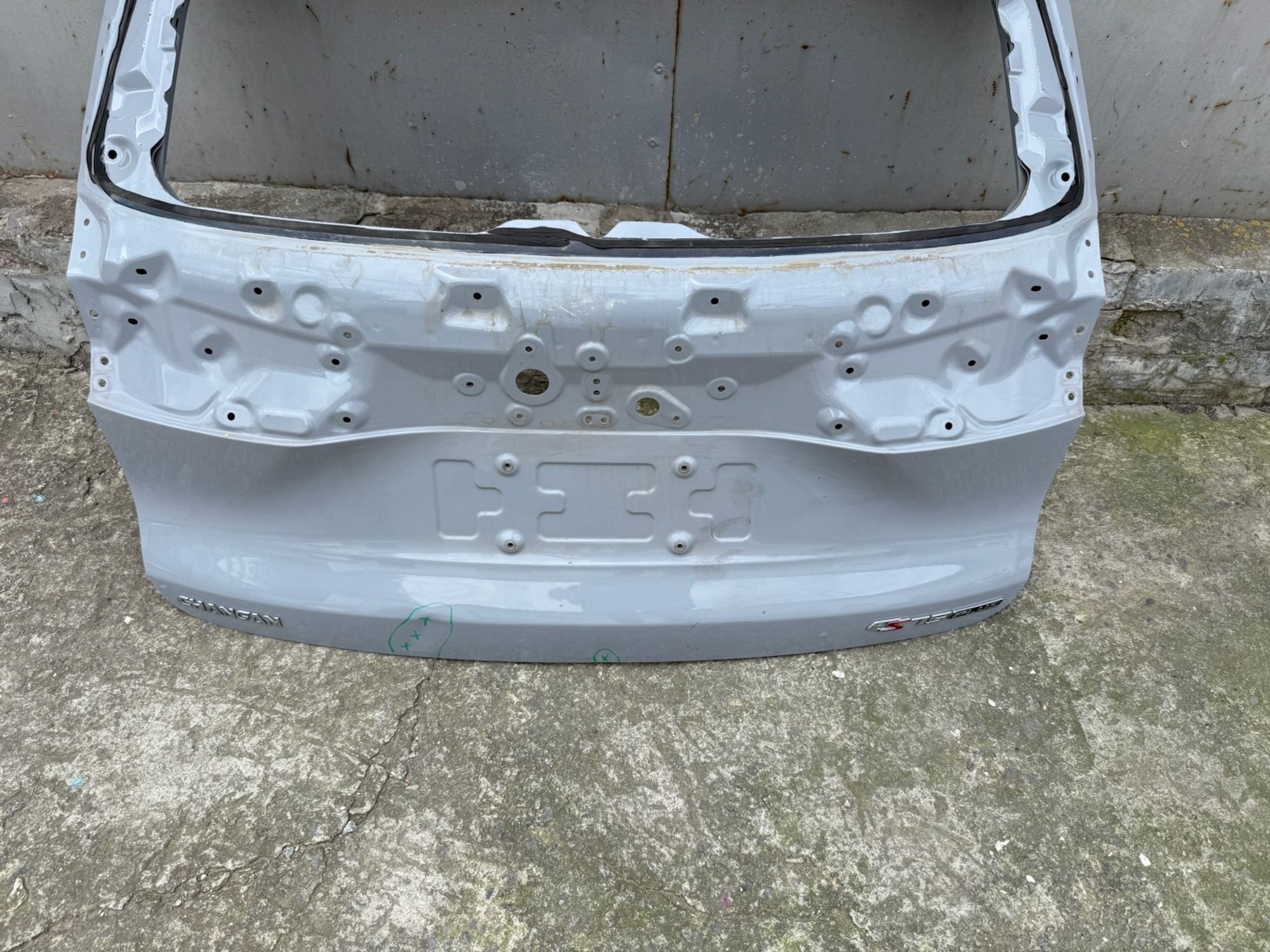 https://ycs.partsauto.market/partsauto-images/thmbs/userImages/74b999aff9da8d5a09f9ff26dc196135/part/e44d3d16-f304-42c8-acd9-158a507ac6c1_1786949485993.jpg