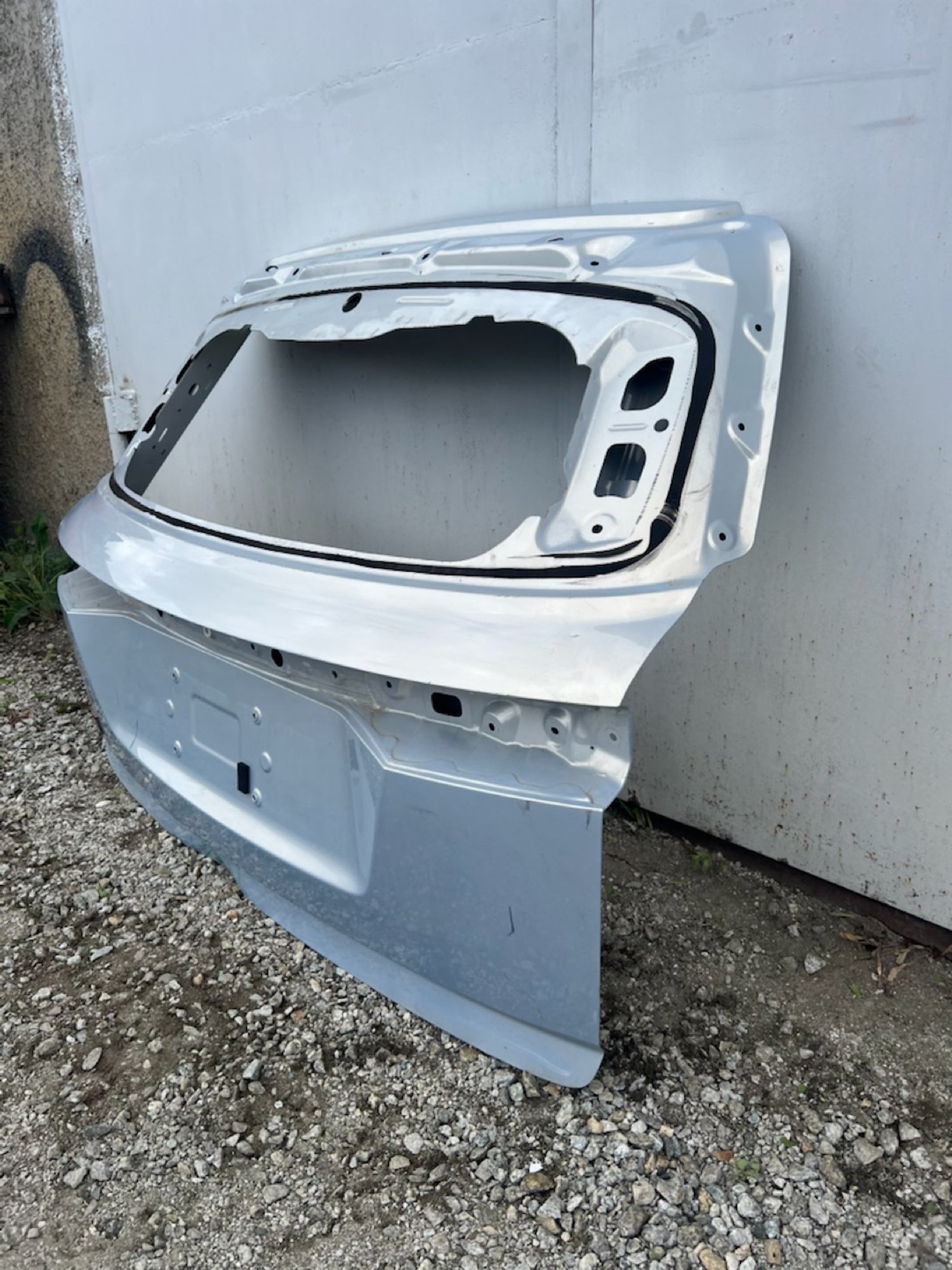 https://ycs.partsauto.market/partsauto-images/thmbs/userImages/74b999aff9da8d5a09f9ff26dc196135/part/e529c8ca-2fdc-41c2-9fce-73394d846524_1781546145097.jpg