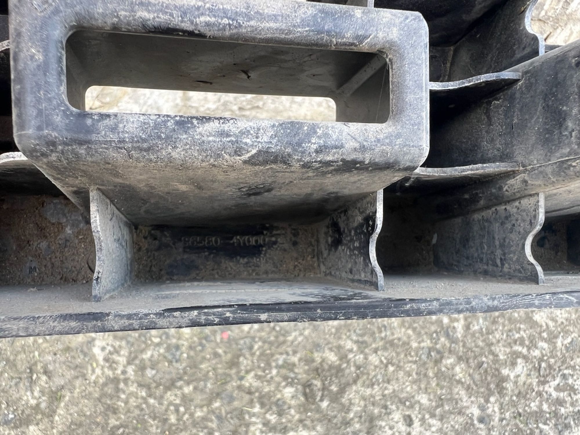 https://ycs.partsauto.market/partsauto-images/thmbs/userImages/74b999aff9da8d5a09f9ff26dc196135/part/e547eae9-d27f-4348-8253-9b569771250a_1781716677190.jpg