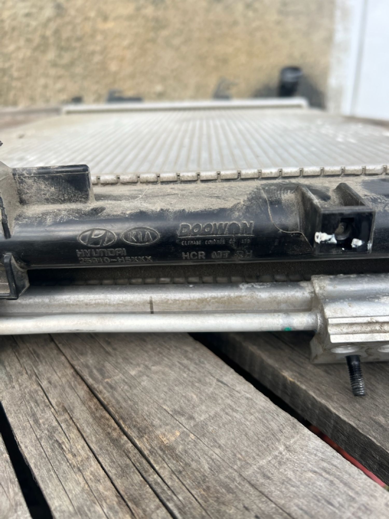 https://ycs.partsauto.market/partsauto-images/thmbs/userImages/74b999aff9da8d5a09f9ff26dc196135/part/e96f50fe-fde2-4ccb-a18e-e47dfcc072f0_1785432382596.jpg
