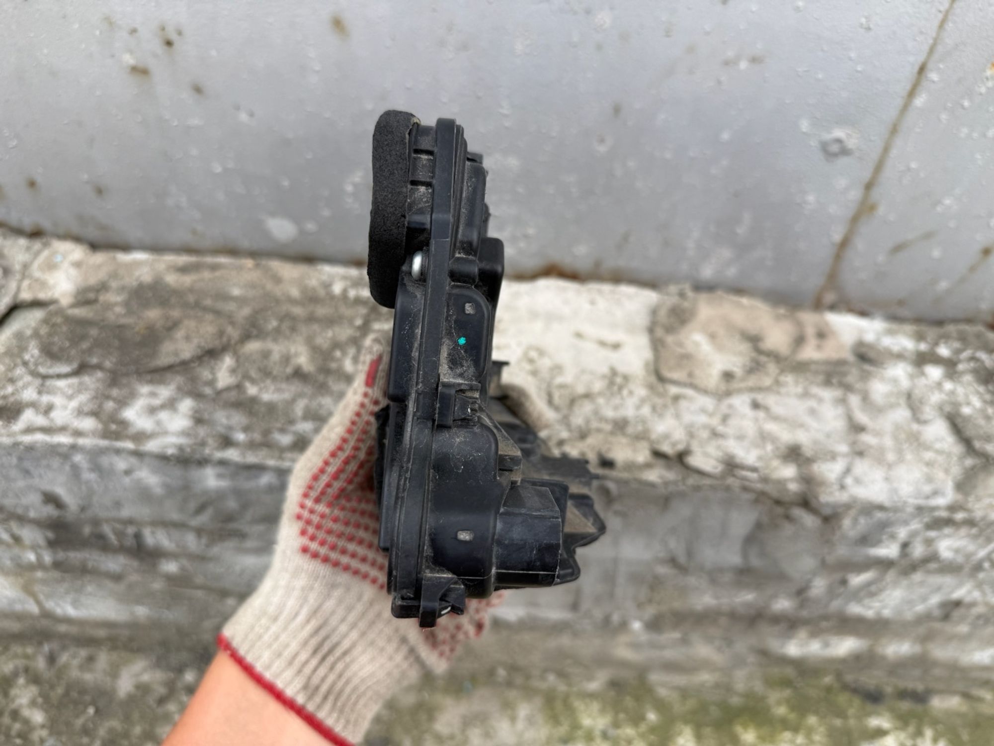https://ycs.partsauto.market/partsauto-images/thmbs/userImages/74b999aff9da8d5a09f9ff26dc196135/part/eb5b3c88-be10-407a-a73f-10a960910550_1786468397764.jpg