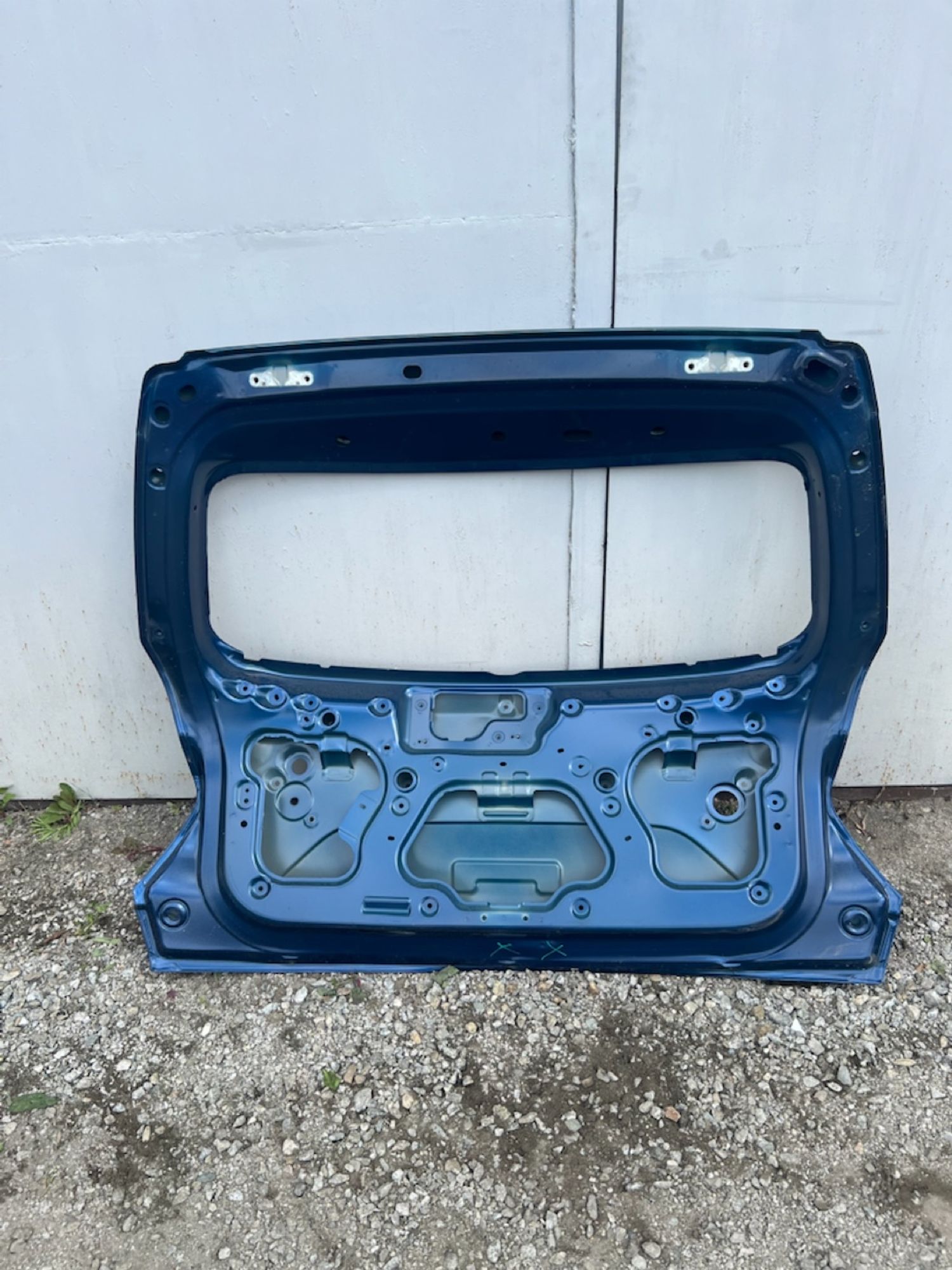 https://ycs.partsauto.market/partsauto-images/thmbs/userImages/74b999aff9da8d5a09f9ff26dc196135/part/eed75341-fdf4-4368-b5bc-dfa040ad03d5_1781546416545.jpg