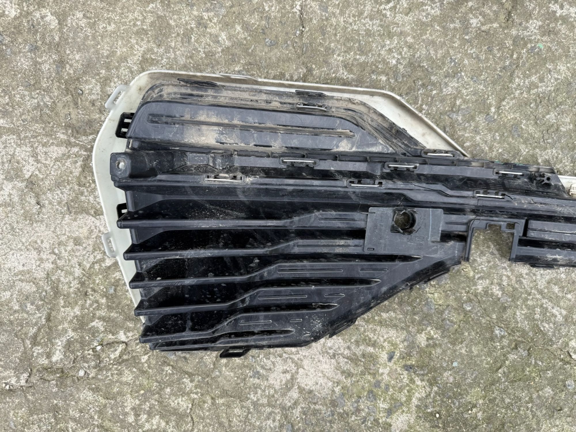 https://ycs.partsauto.market/partsauto-images/thmbs/userImages/74b999aff9da8d5a09f9ff26dc196135/part/eed86527-12f3-4d77-aa96-e4c0de70552e_1786908614734.jpg