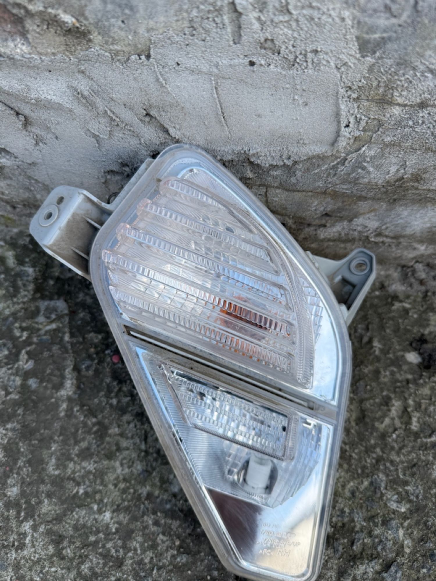 https://ycs.partsauto.market/partsauto-images/thmbs/userImages/74b999aff9da8d5a09f9ff26dc196135/part/f9d8ab9d-ccf3-4c22-a3df-876b9f5e6a26_1786887916812.jpg