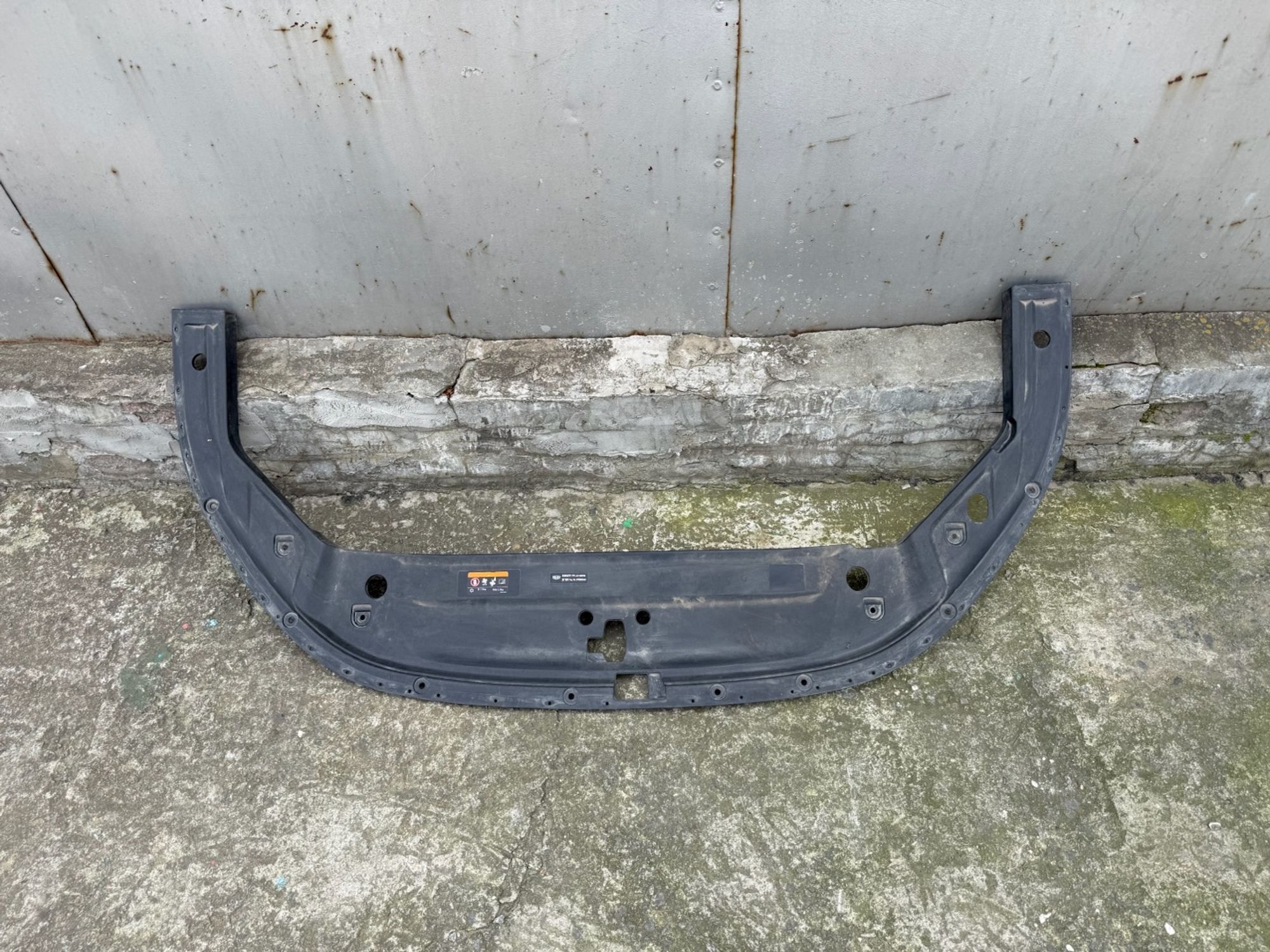 https://ycs.partsauto.market/partsauto-images/thmbs/userImages/74b999aff9da8d5a09f9ff26dc196135/part/fa8d2a0f-8332-4a60-8447-3faff453be41_1786087349692.jpg