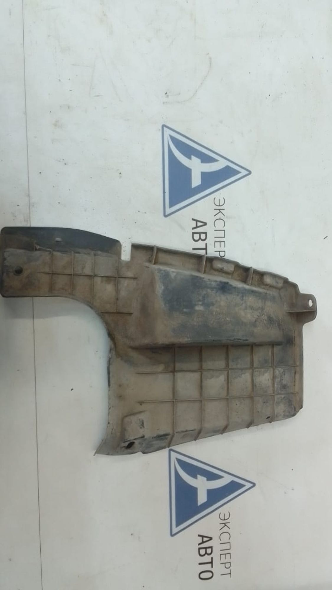 https://ycs.partsauto.market/partsauto-images/thmbs/userImages/75d4474db864ee9a7db96475a931940e/part/1f7fcfa0-243d-418b-b3a3-a30dc58f97bf_1694611928859.jpg