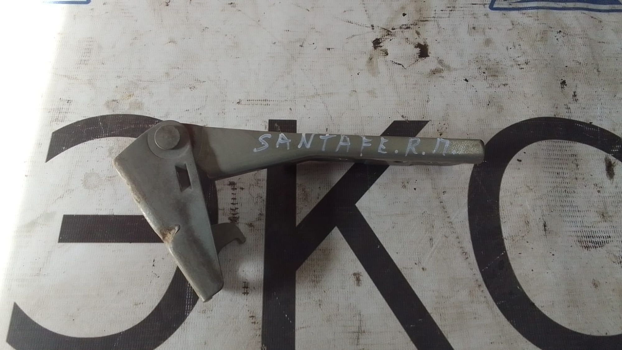 https://ycs.partsauto.market/partsauto-images/thmbs/userImages/75d4474db864ee9a7db96475a931940e/part/27e4d34f-3c65-42ed-b589-6b90619bcebc_1720421543134.jpg