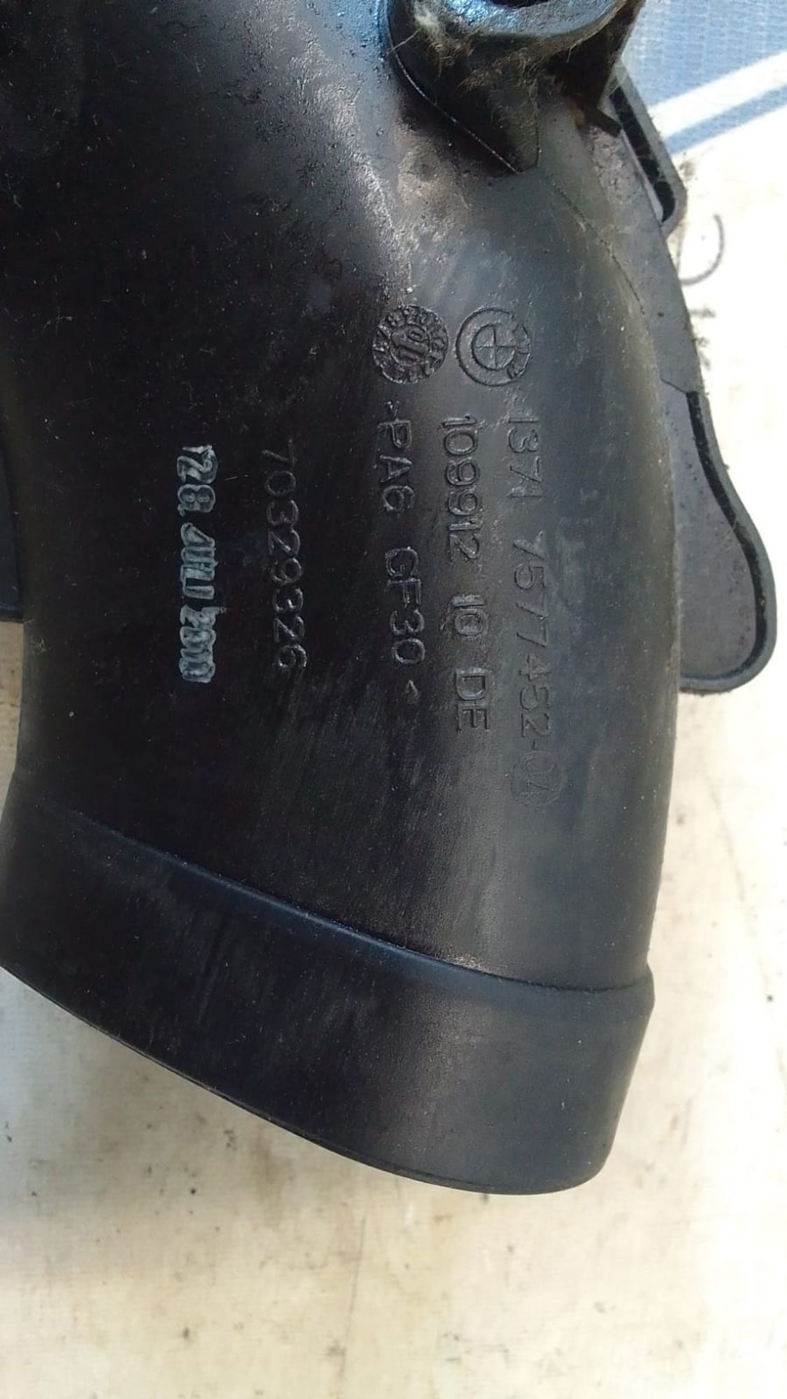 https://ycs.partsauto.market/partsauto-images/thmbs/userImages/75d4474db864ee9a7db96475a931940e/part/2e002492-a85c-4994-86b7-eca8cfd10dd1_1703493512187.jpg