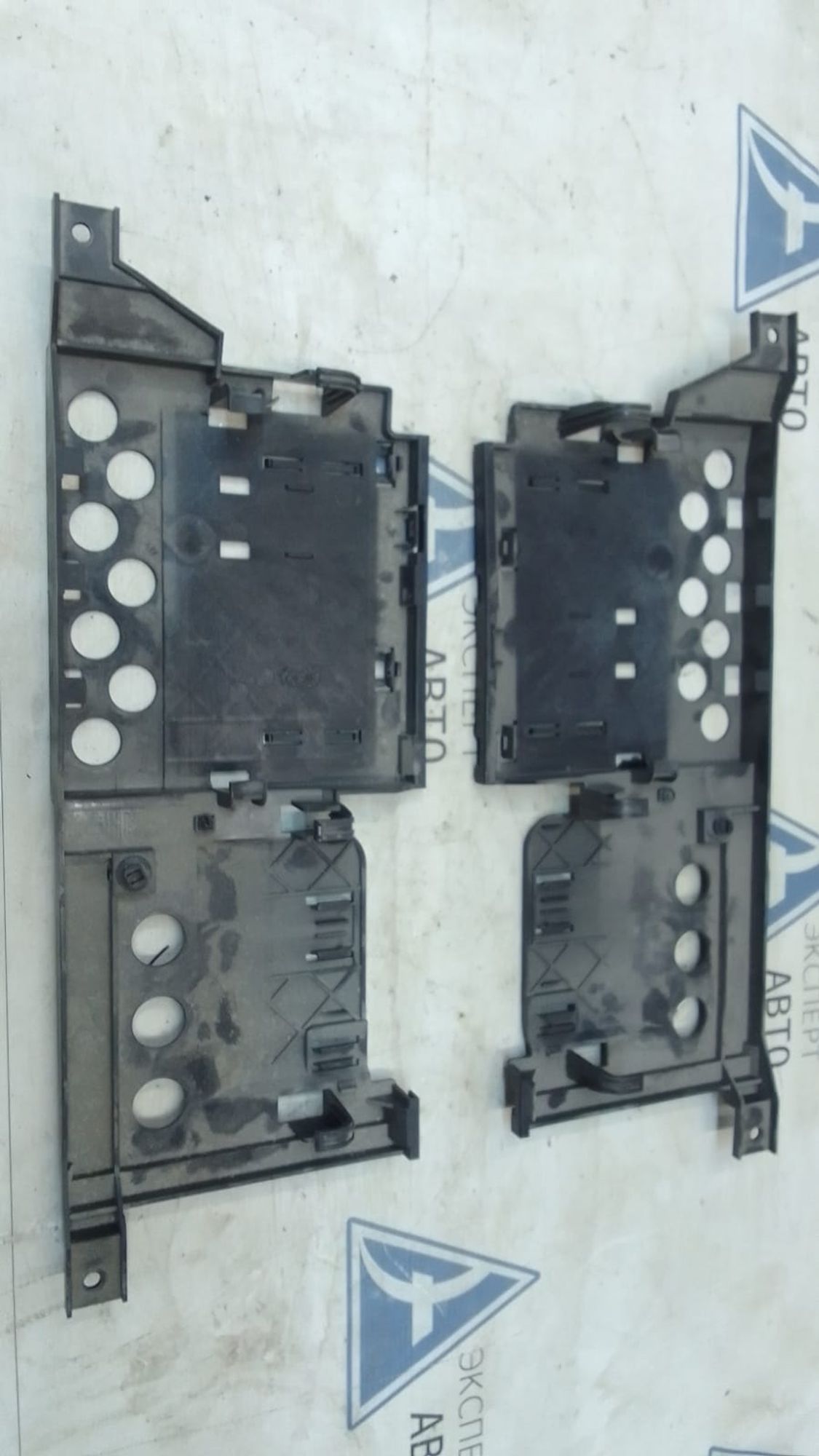 https://ycs.partsauto.market/partsauto-images/thmbs/userImages/75d4474db864ee9a7db96475a931940e/part/4afdbae5-cf37-412d-a78a-9f5d9bf1ef92_1696508344049.jpg