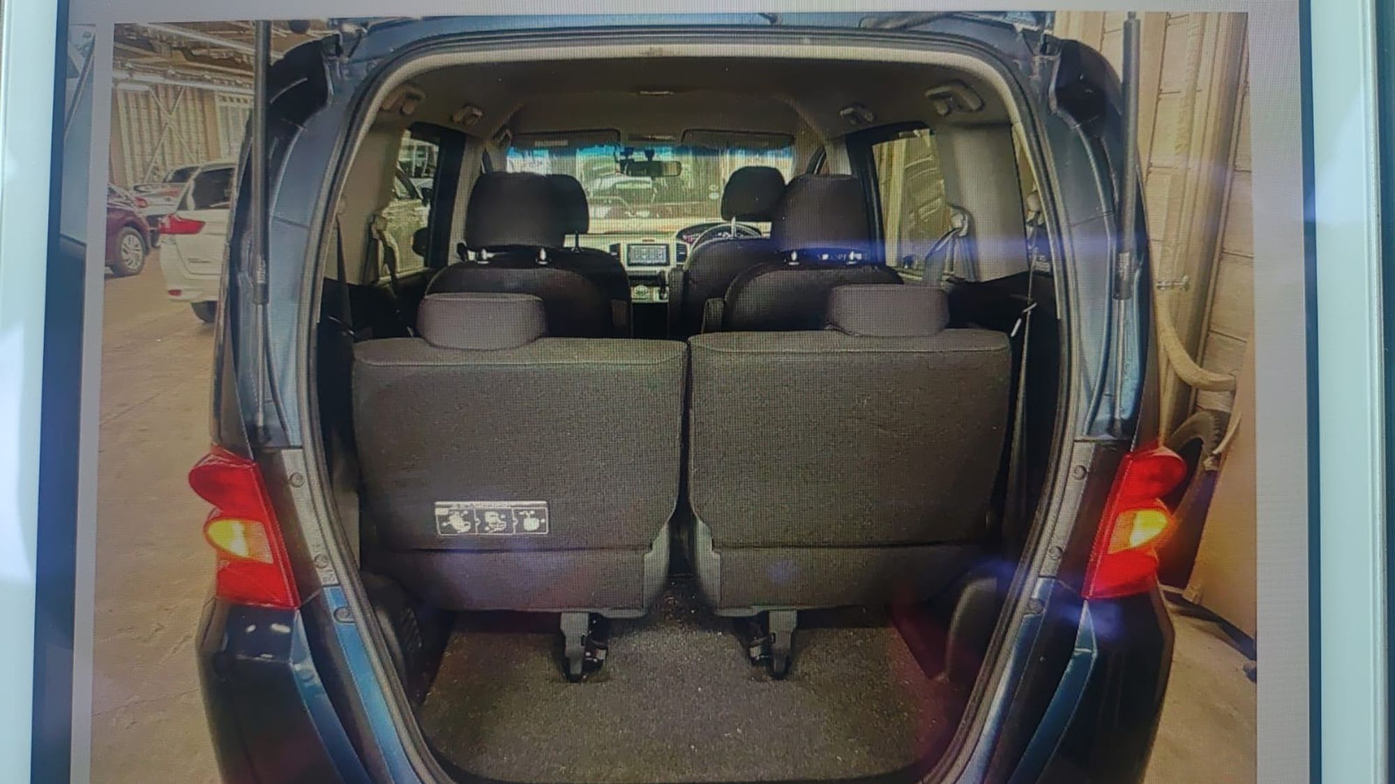 https://ycs.partsauto.market/partsauto-images/thmbs/userImages/772e461030aea93f4dbb6447c0f924d3/car/2189ac98-1964-47ca-8233-8f897ddd7cb0_1776841890432.jpg